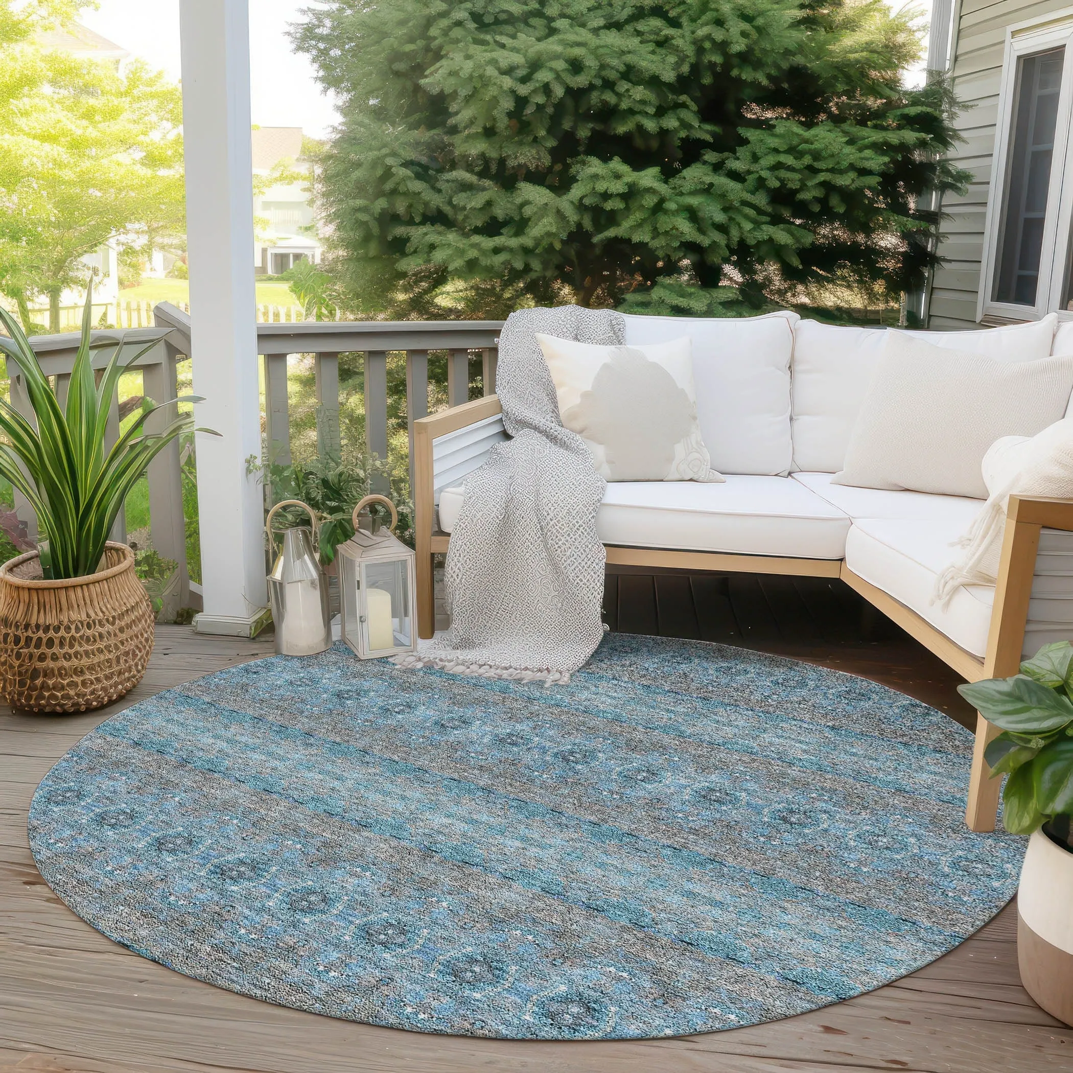 Machine Washable Indoor/ Outdoor Chantille Ombre Stripes Rug