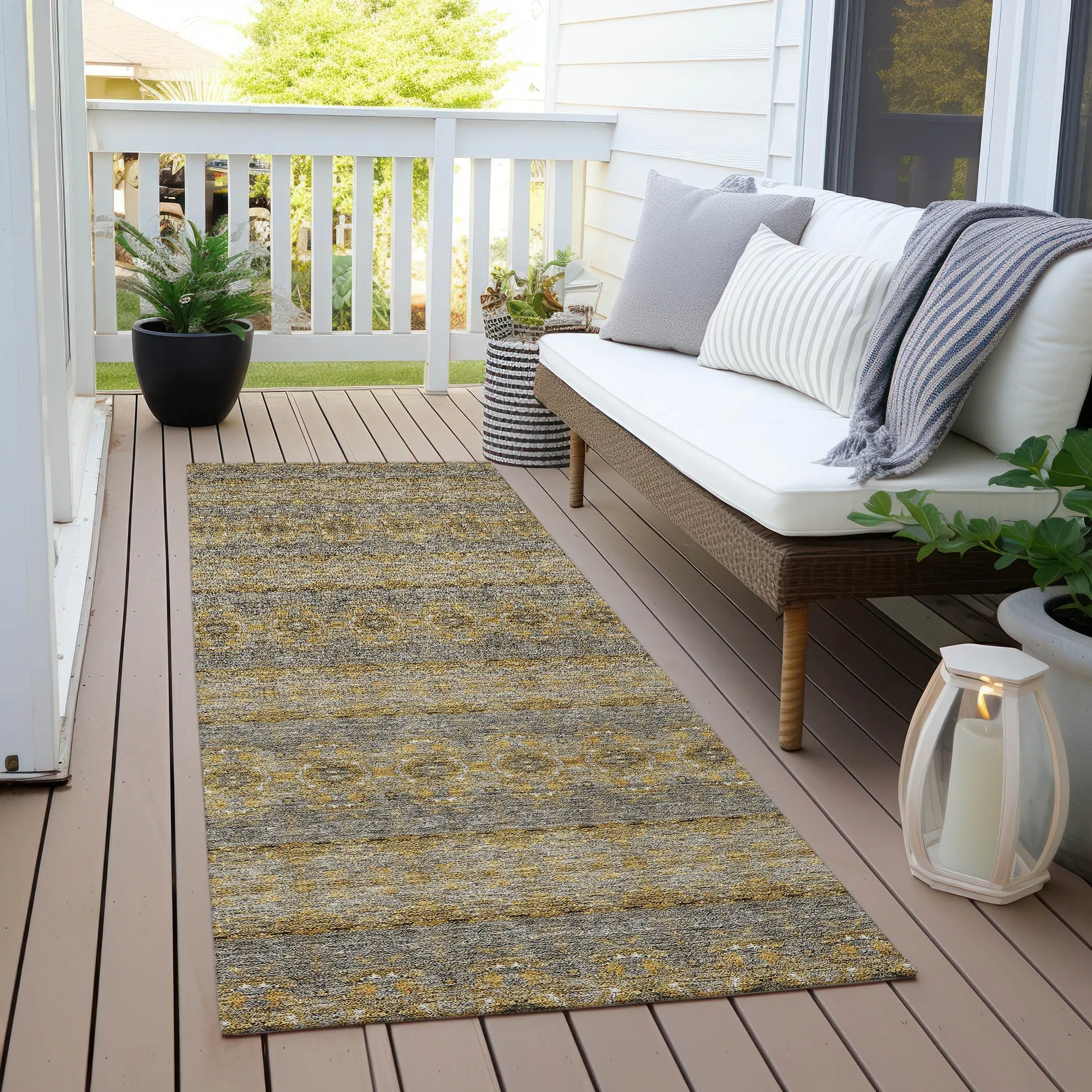 Machine Washable Indoor/ Outdoor Chantille Ombre Stripes Rug