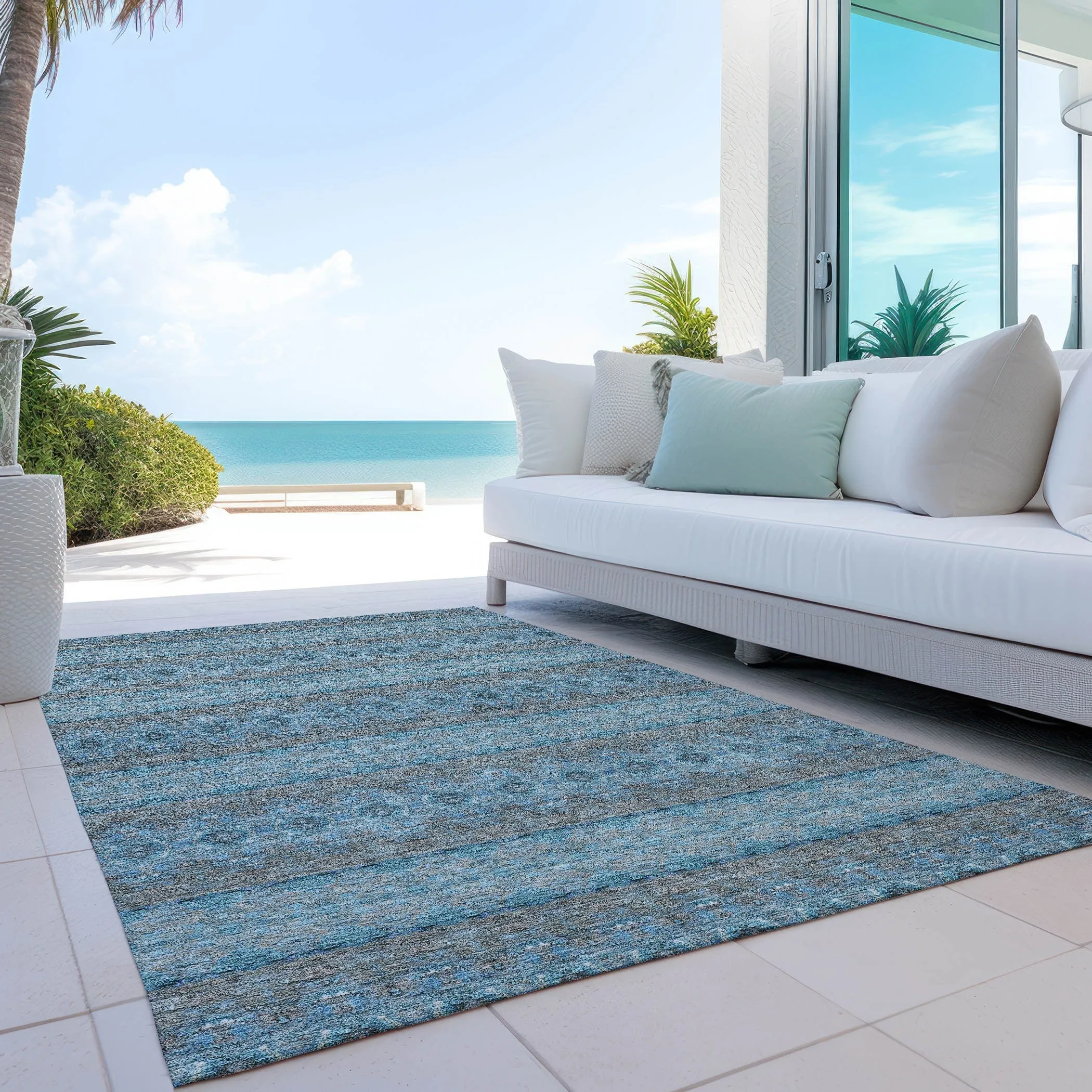 Machine Washable Indoor/ Outdoor Chantille Ombre Stripes Rug