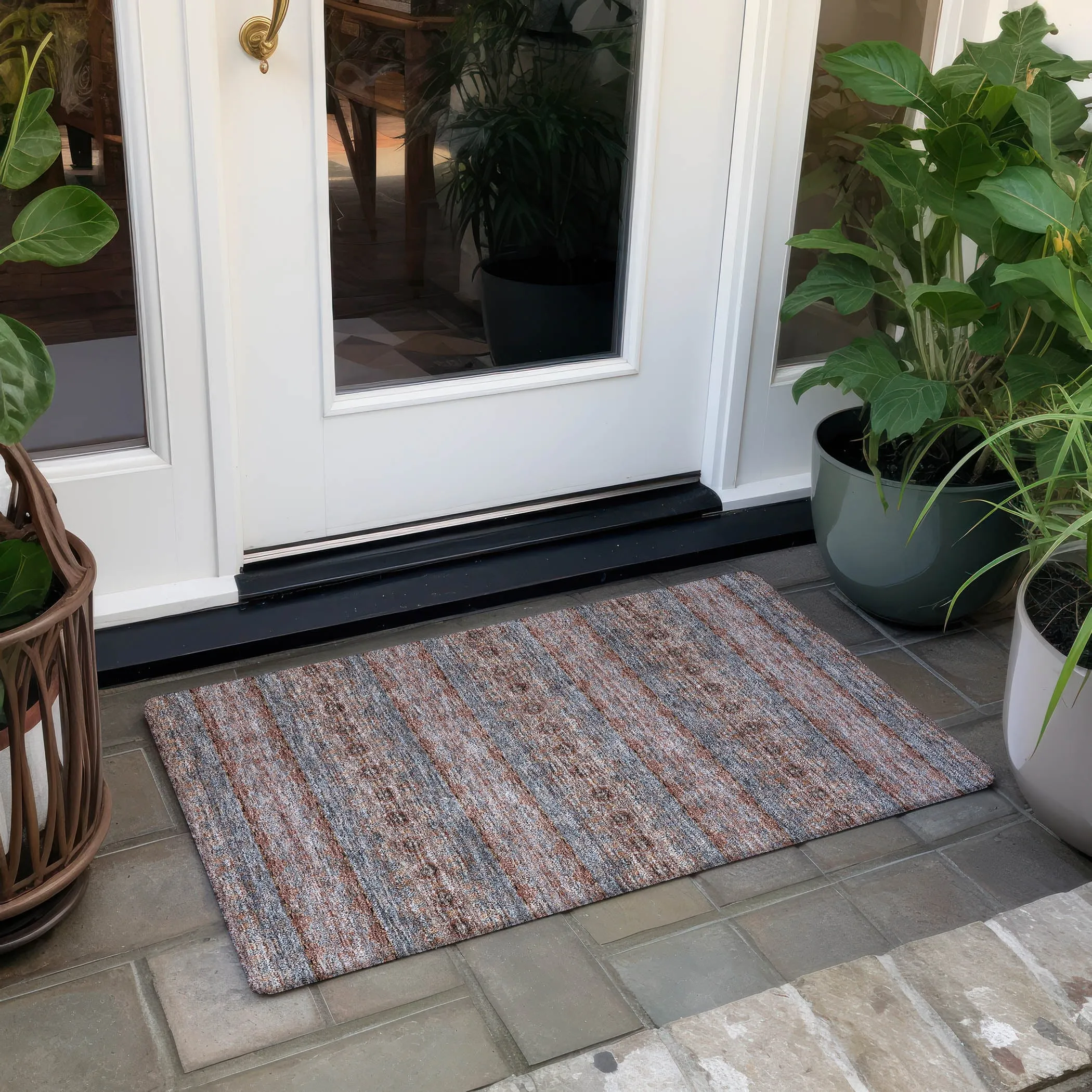 Machine Washable Indoor/ Outdoor Chantille Ombre Stripes Rug