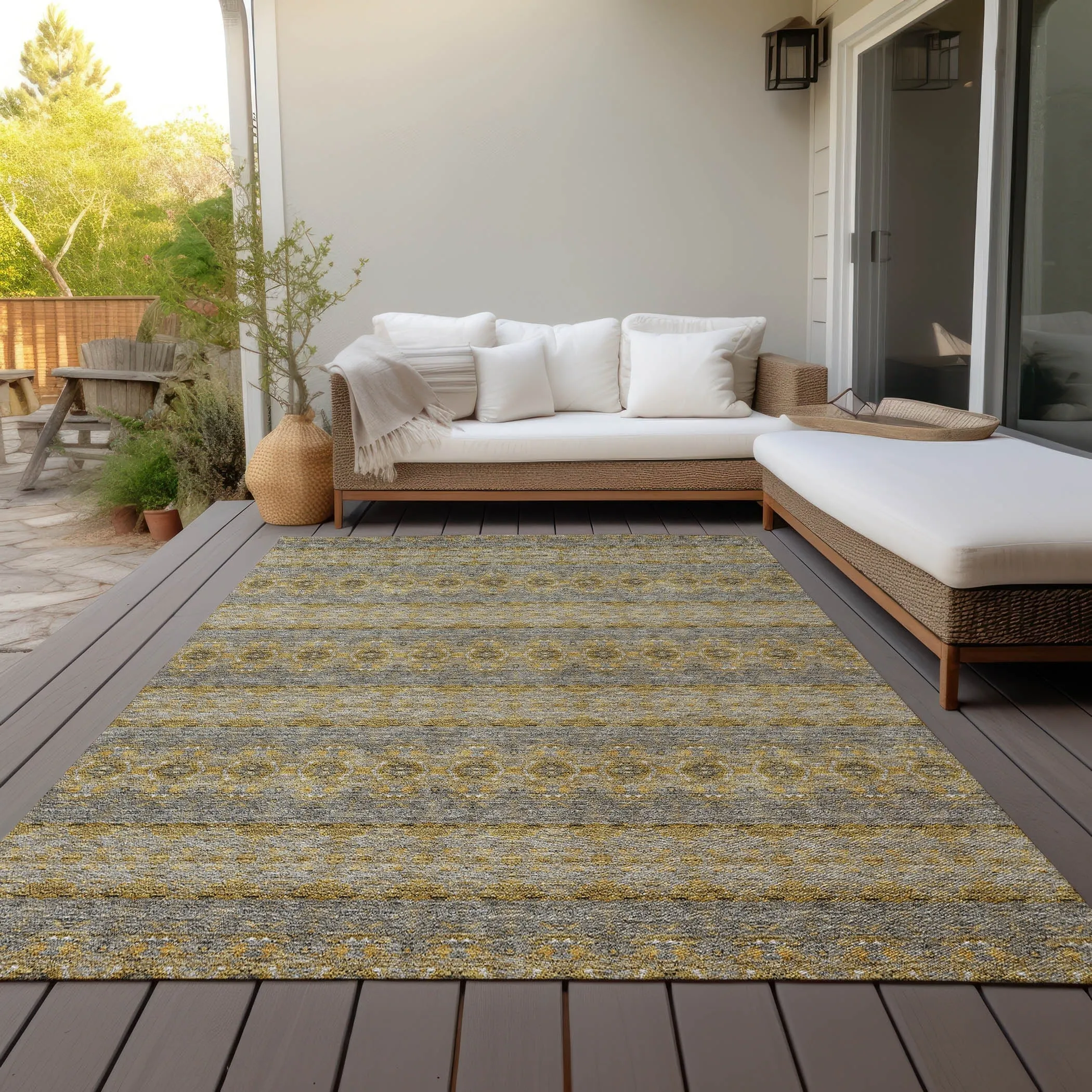 Machine Washable Indoor/ Outdoor Chantille Ombre Stripes Rug