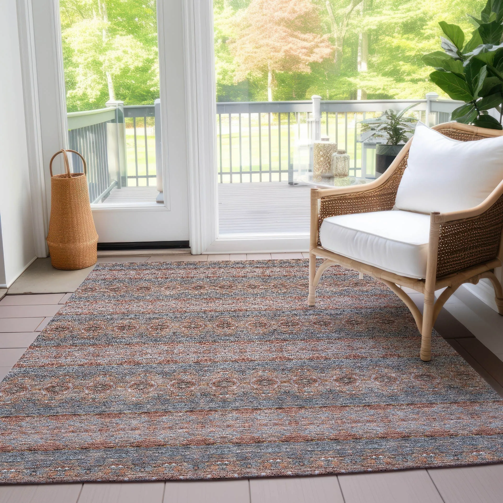 Machine Washable Indoor/ Outdoor Chantille Ombre Stripes Rug