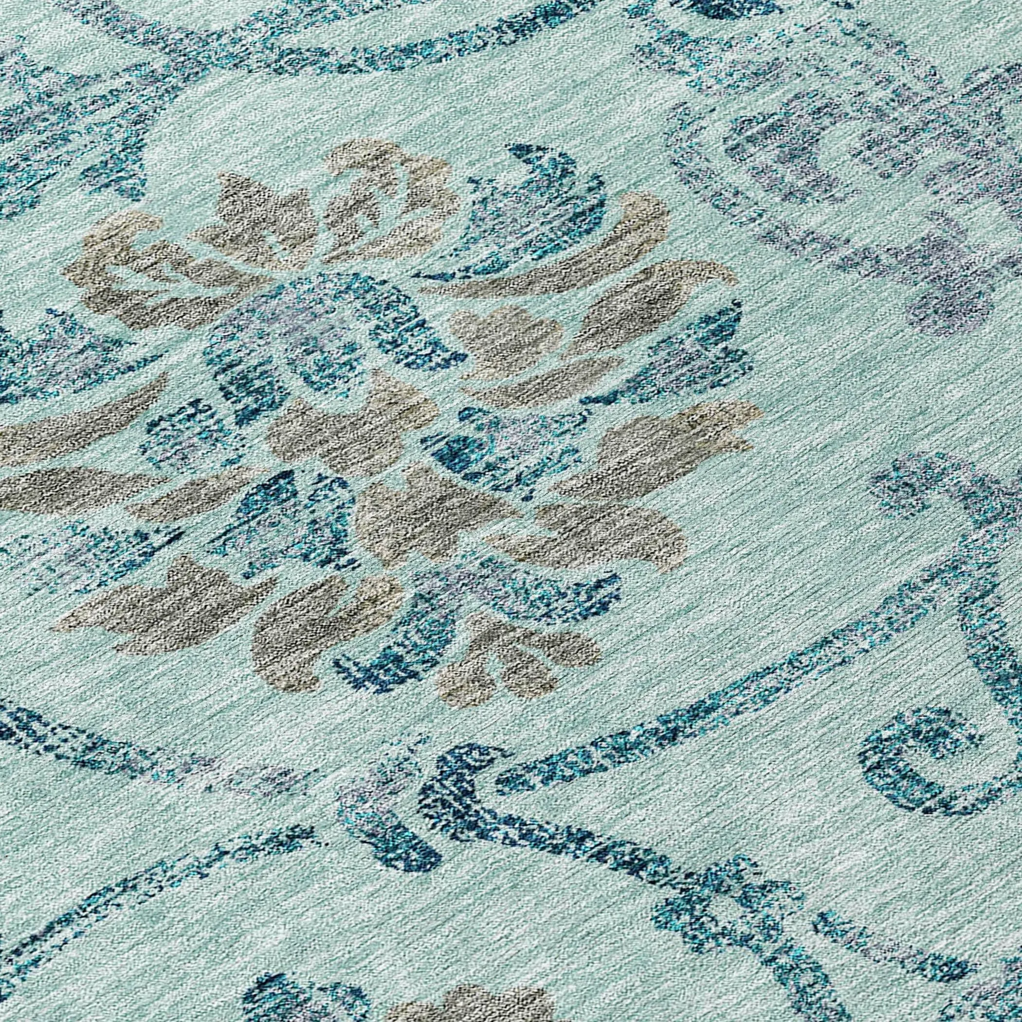 Machine Washable Indoor/ Outdoor Chantille Scroll Floral Rug