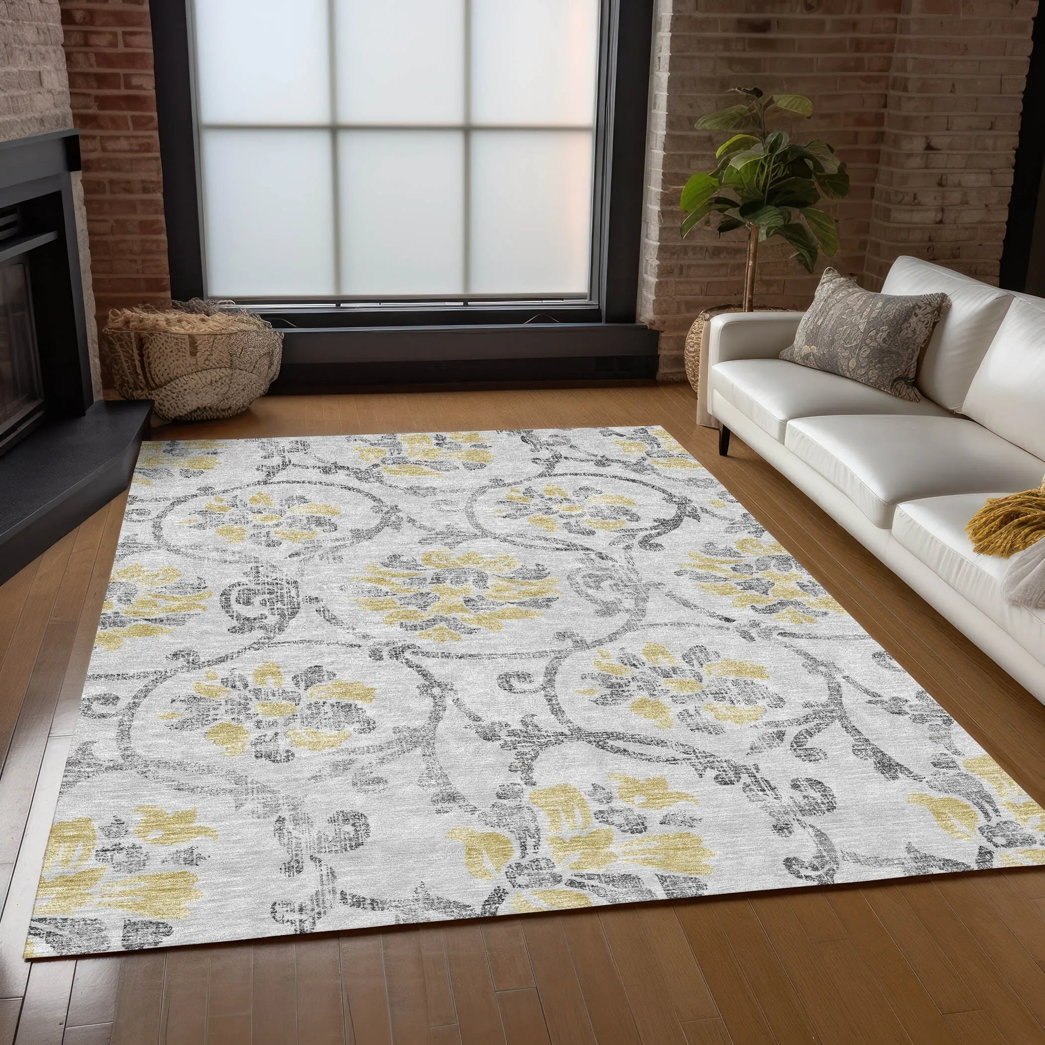 Machine Washable Indoor/ Outdoor Chantille Scroll Floral Rug