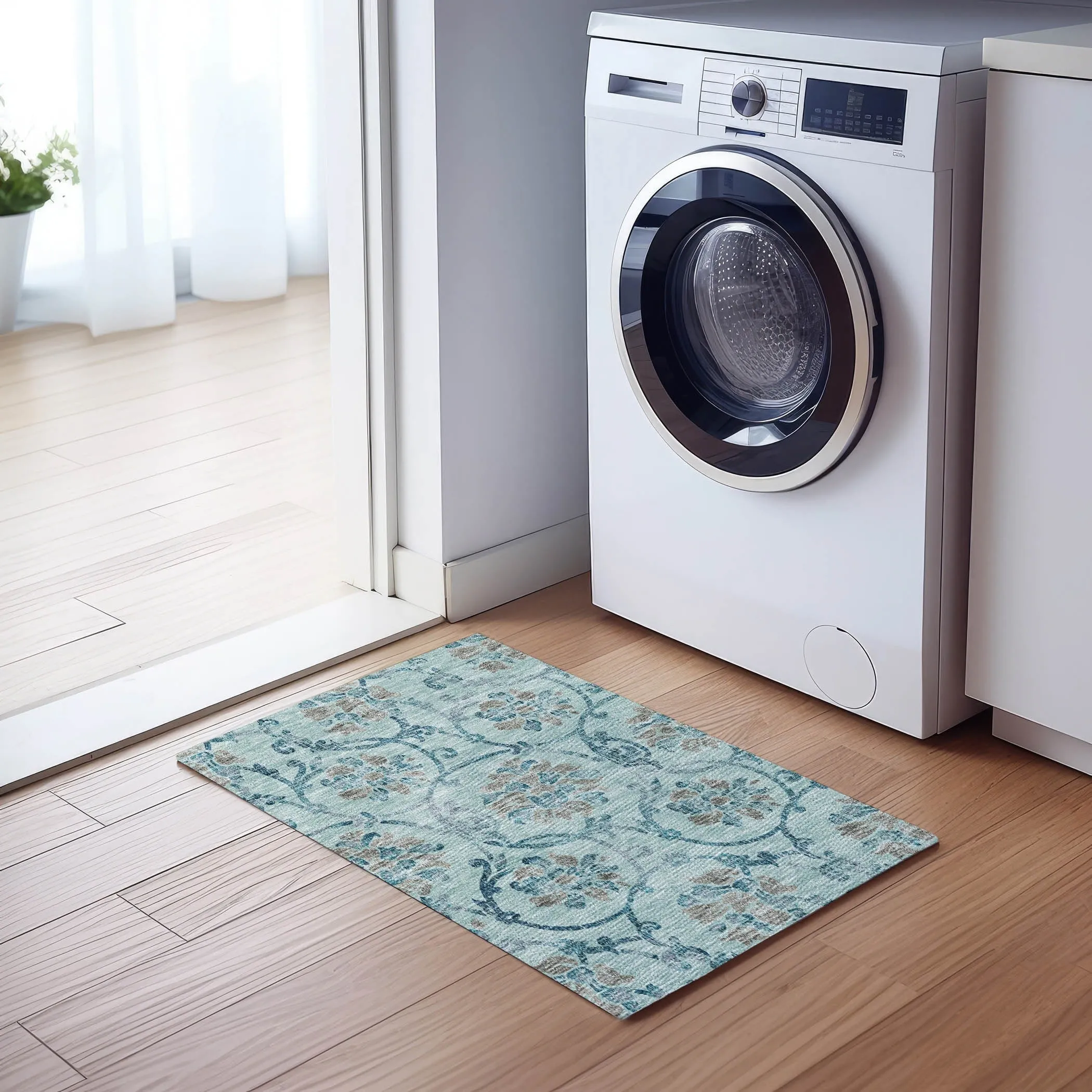 Machine Washable Indoor/ Outdoor Chantille Scroll Floral Rug
