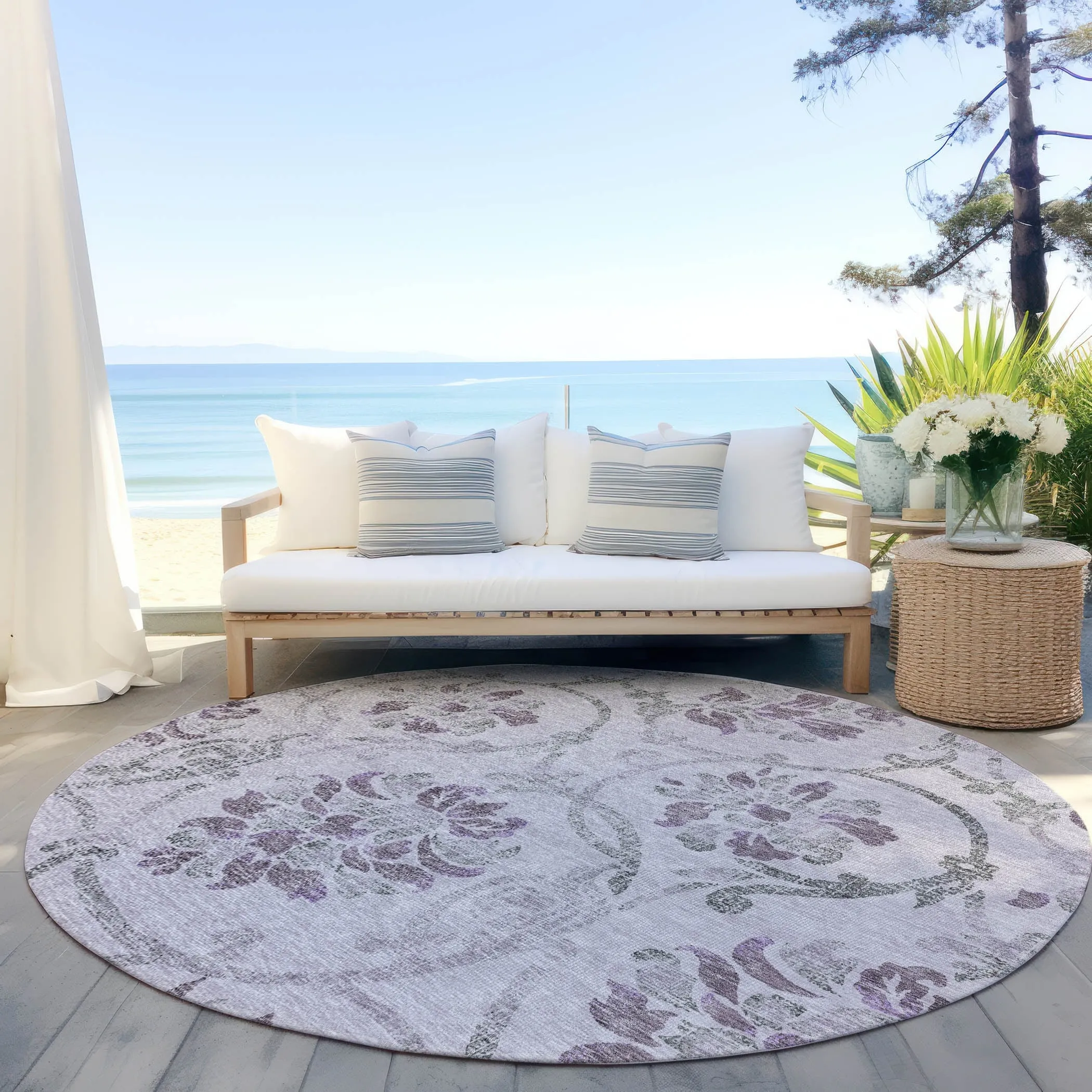 Machine Washable Indoor/ Outdoor Chantille Scroll Floral Rug