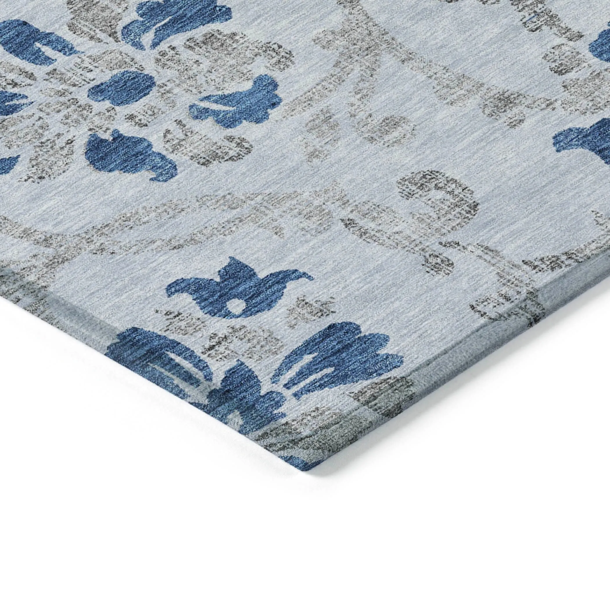 Machine Washable Indoor/ Outdoor Chantille Scroll Floral Rug