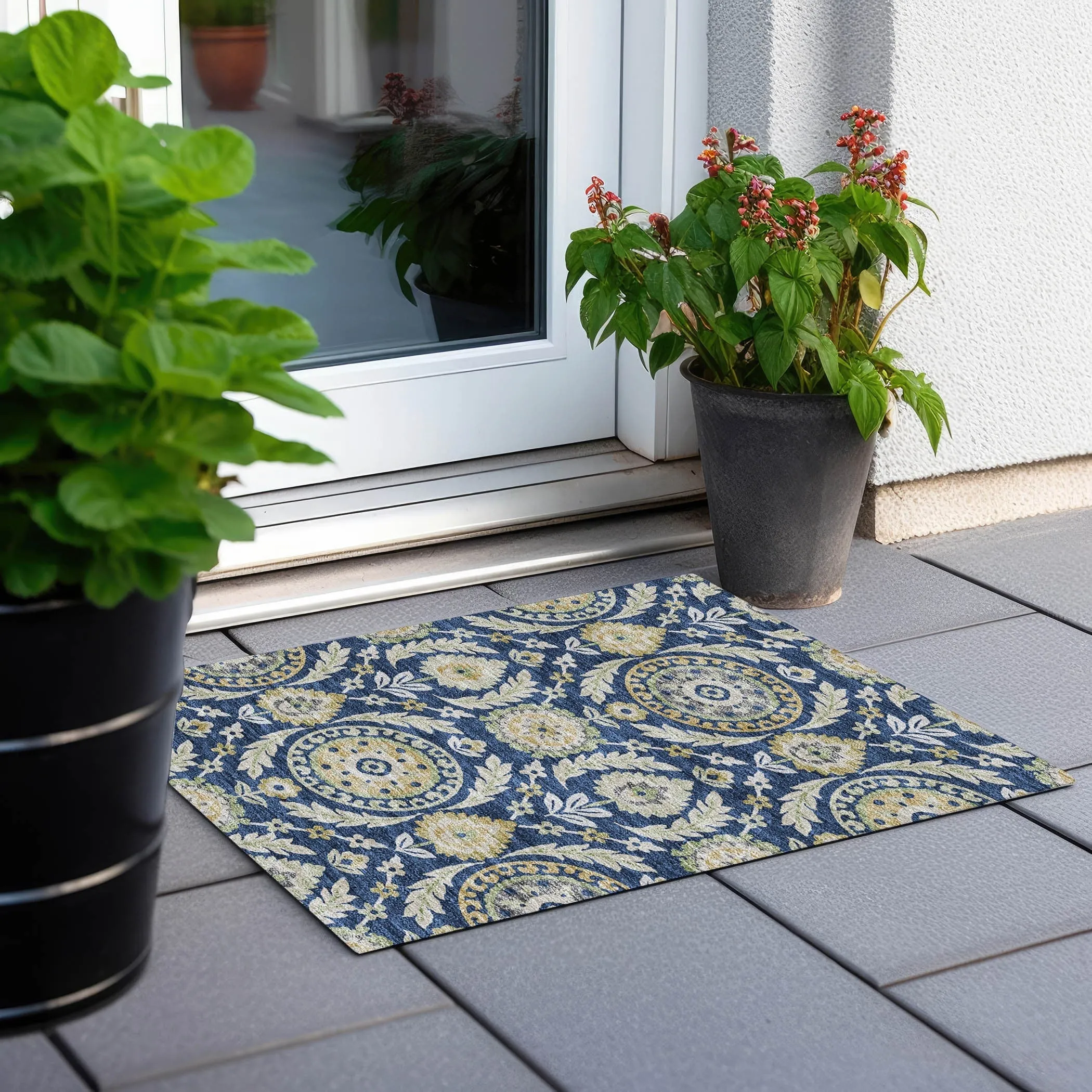 Machine Washable Indoor/ Outdoor Chantille Suzani Boho Rug