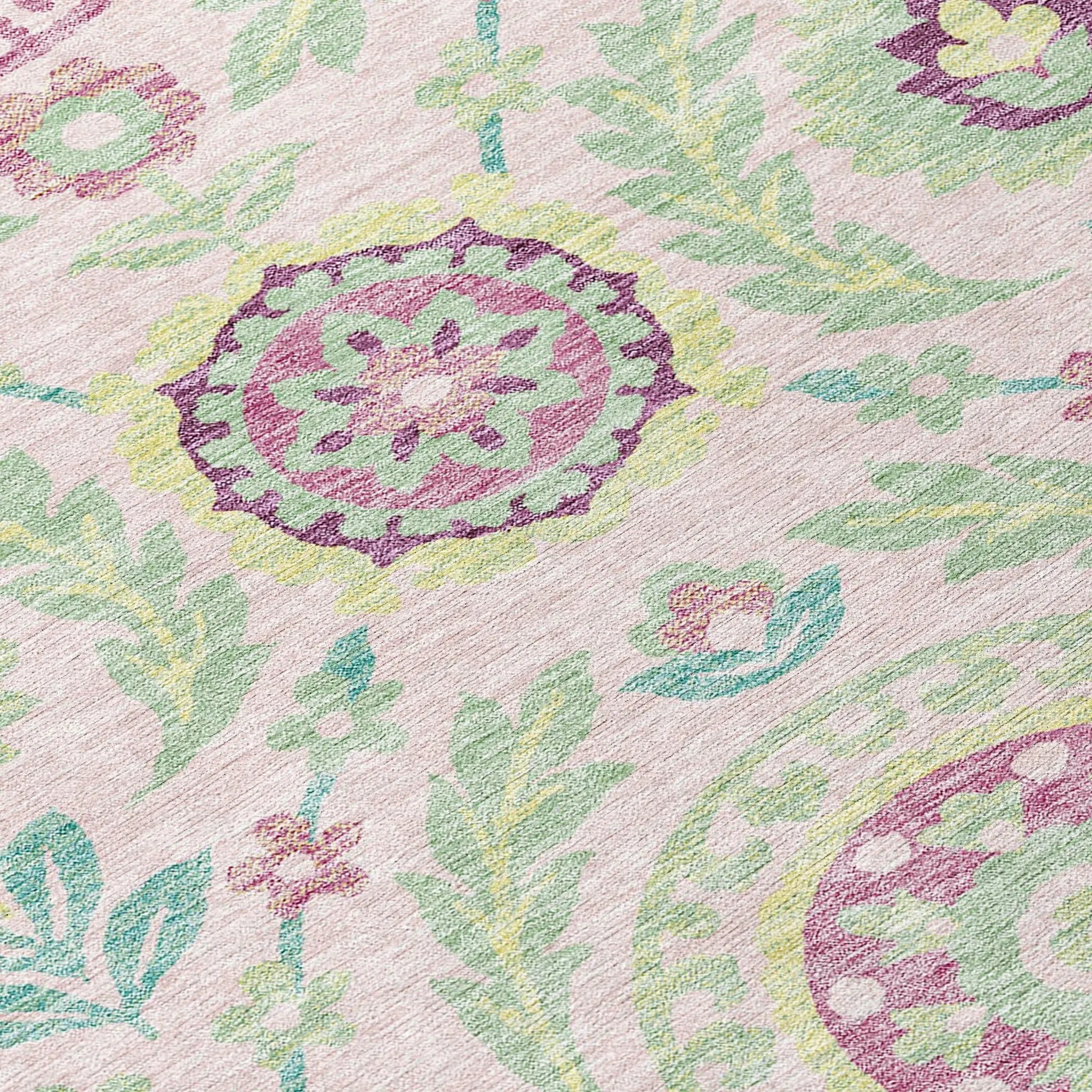 Machine Washable Indoor/ Outdoor Chantille Suzani Boho Rug