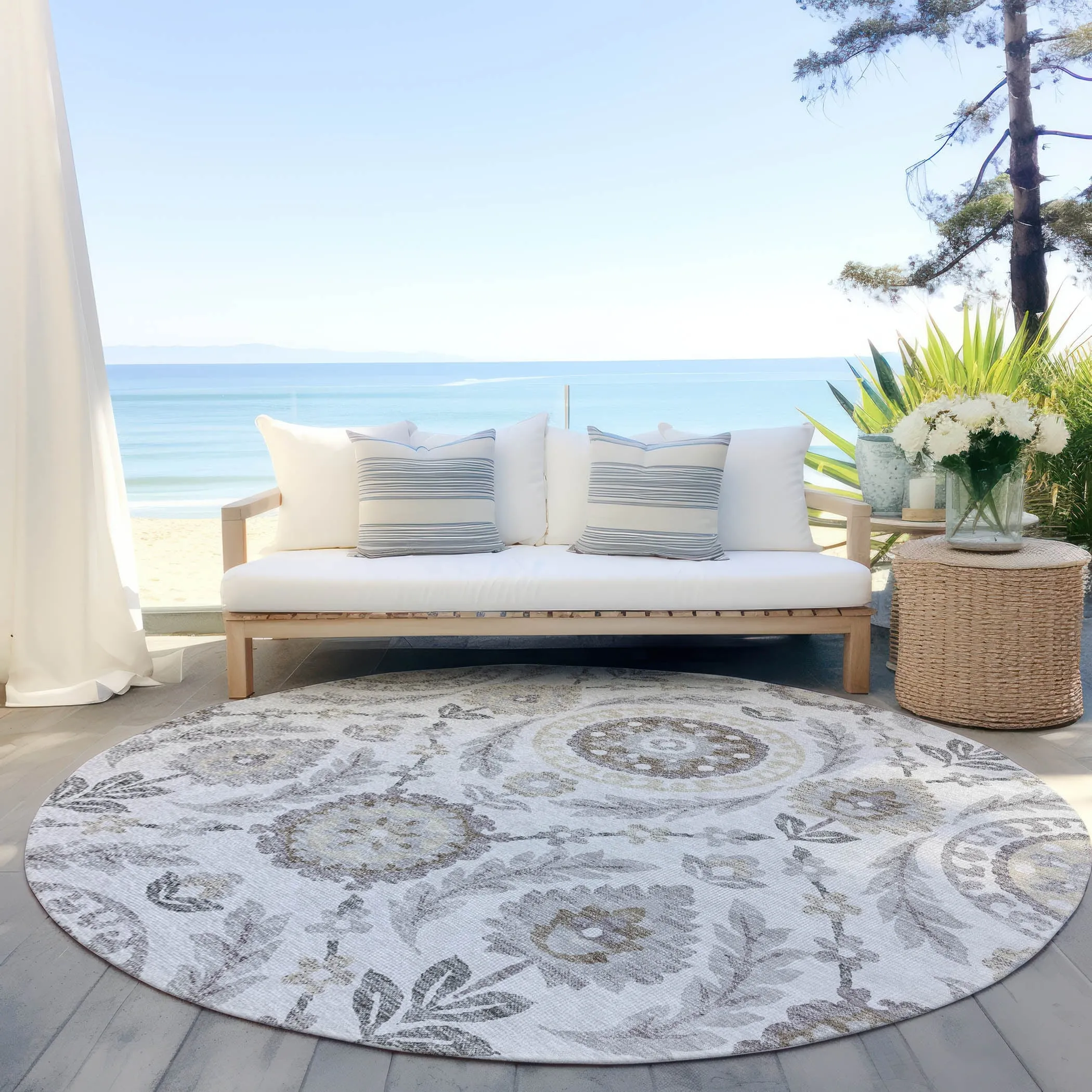 Machine Washable Indoor/ Outdoor Chantille Suzani Boho Rug