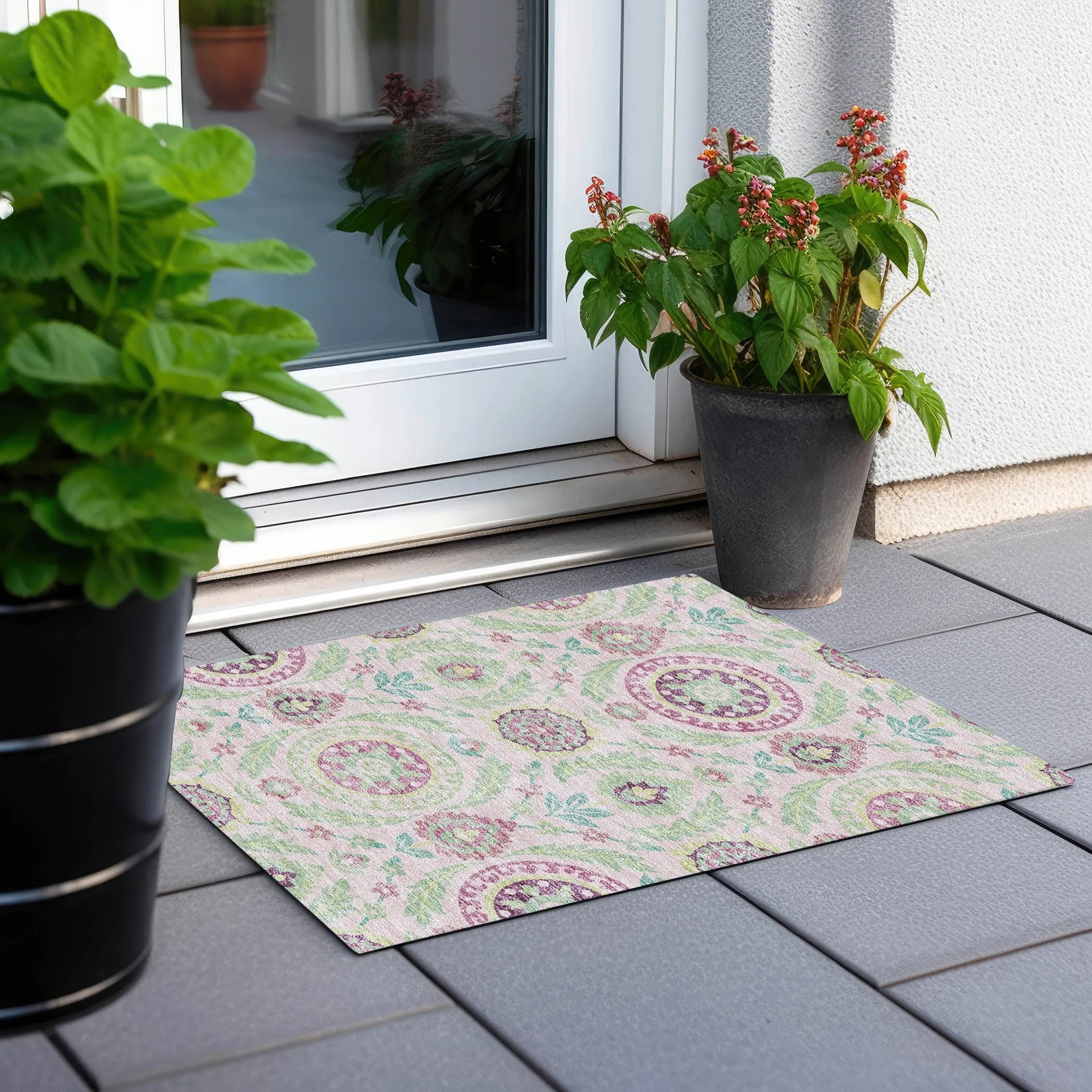 Machine Washable Indoor/ Outdoor Chantille Suzani Boho Rug