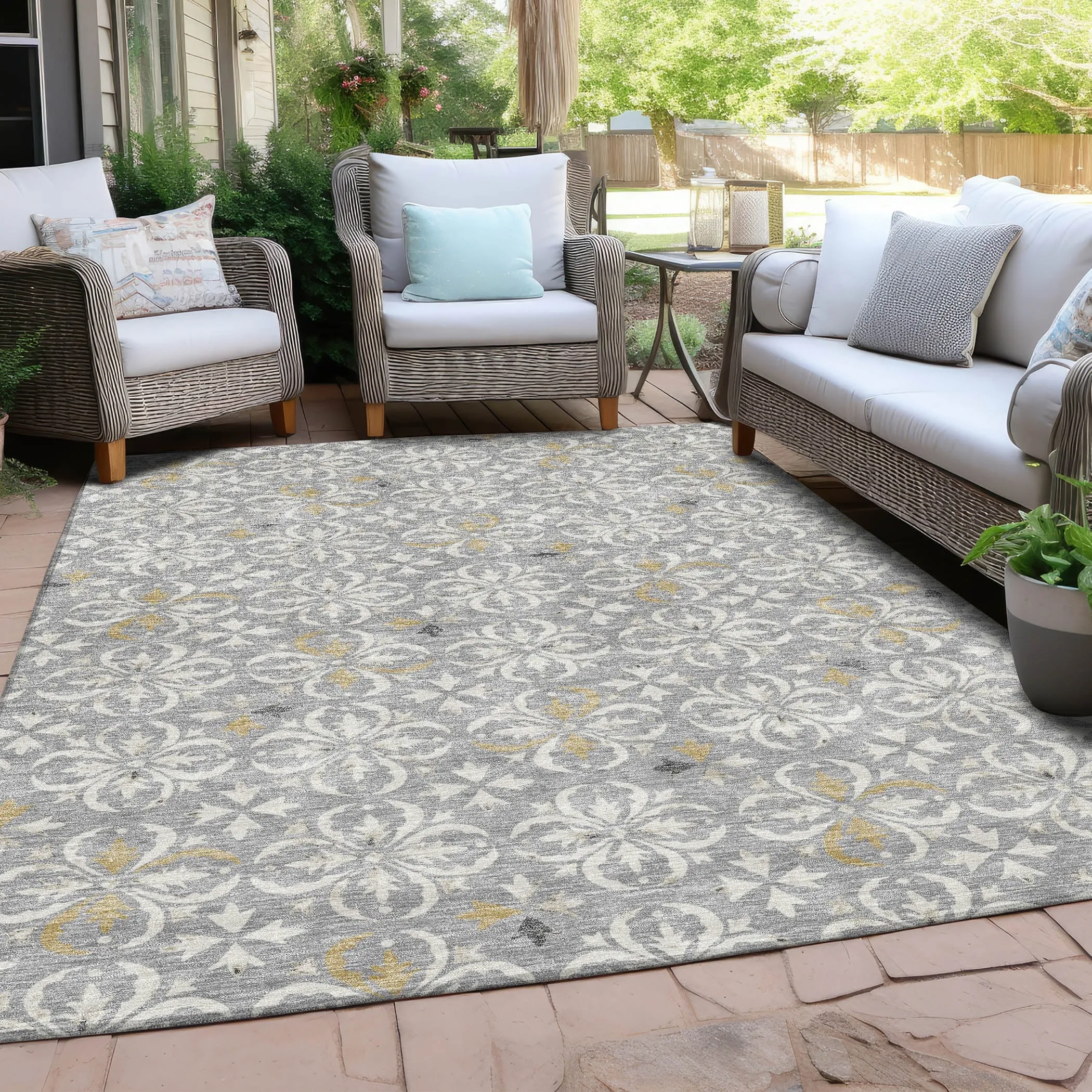 Machine Washable Indoor/ Outdoor Chantille Traditional Medallion Rug
