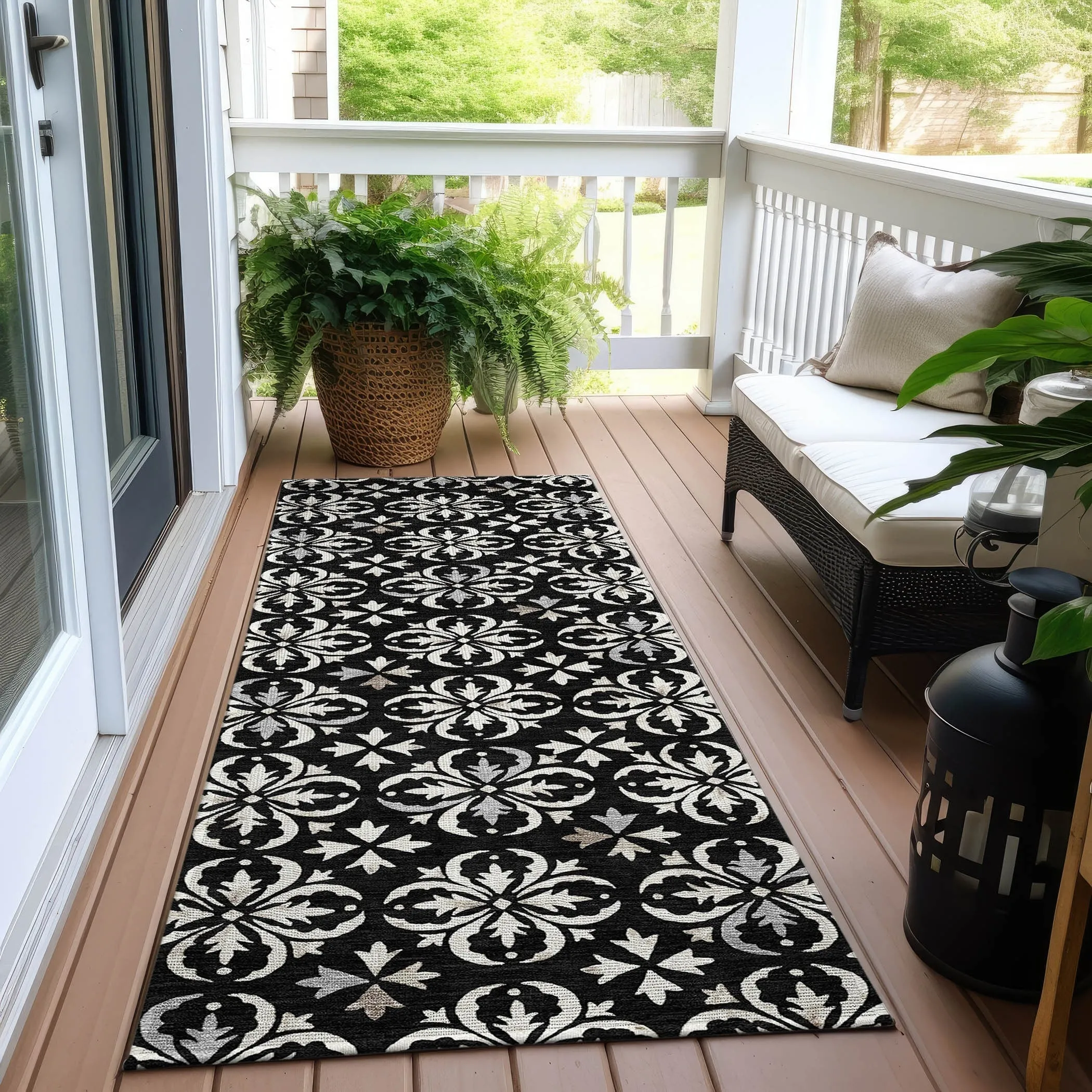Machine Washable Indoor/ Outdoor Chantille Traditional Medallion Rug