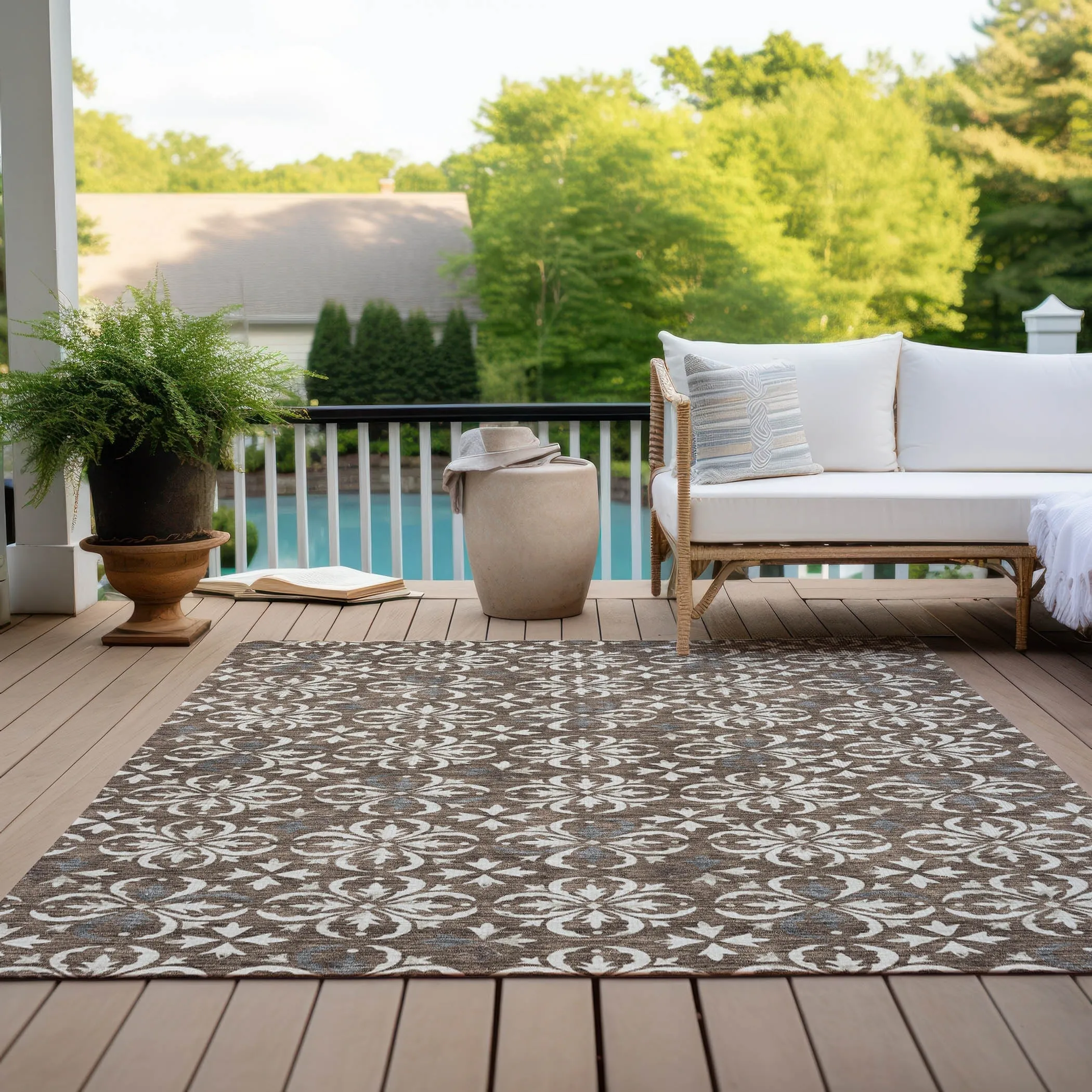 Machine Washable Indoor/ Outdoor Chantille Traditional Medallion Rug