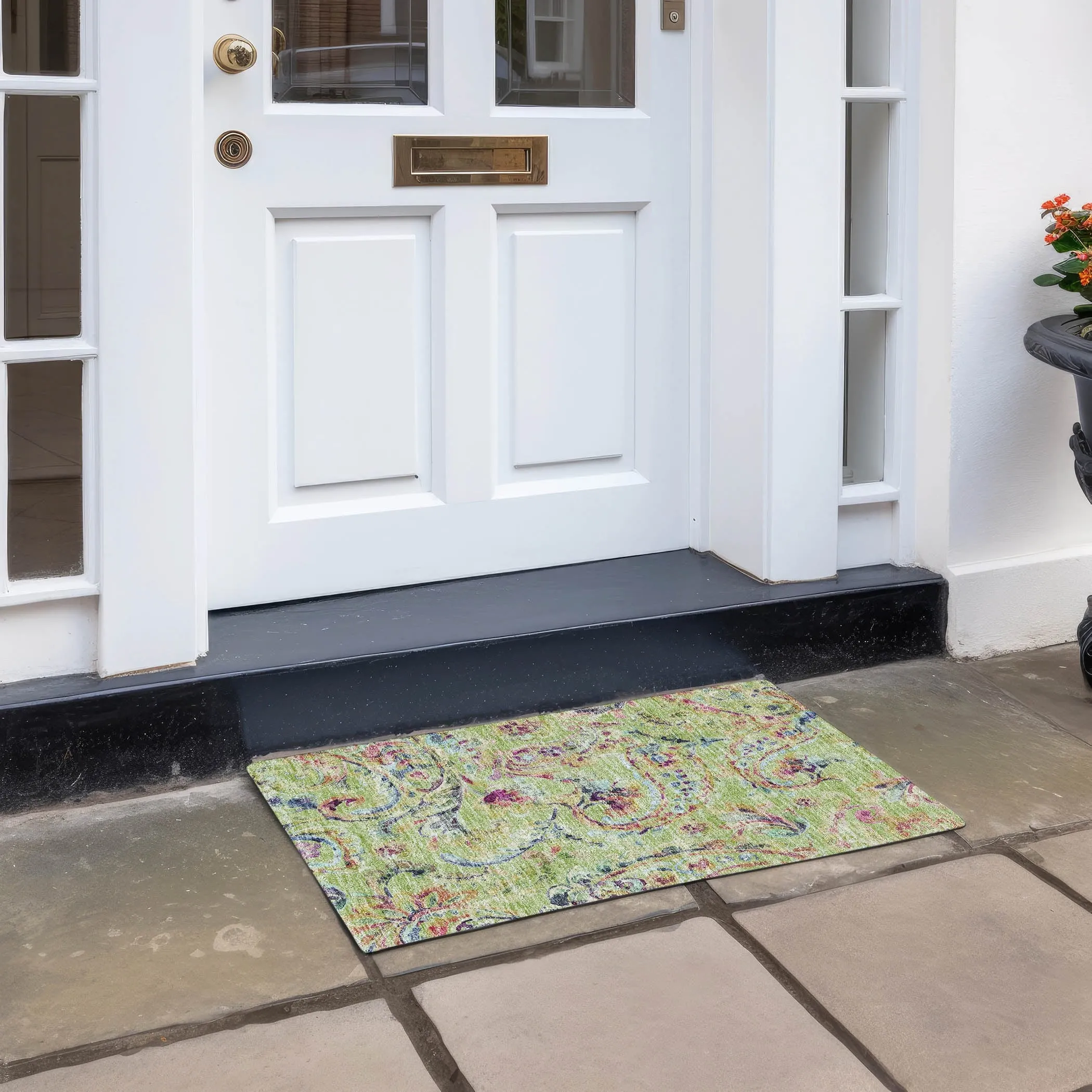 Machine Washable Indoor/ Outdoor Chantille Traditional Scroll Rug