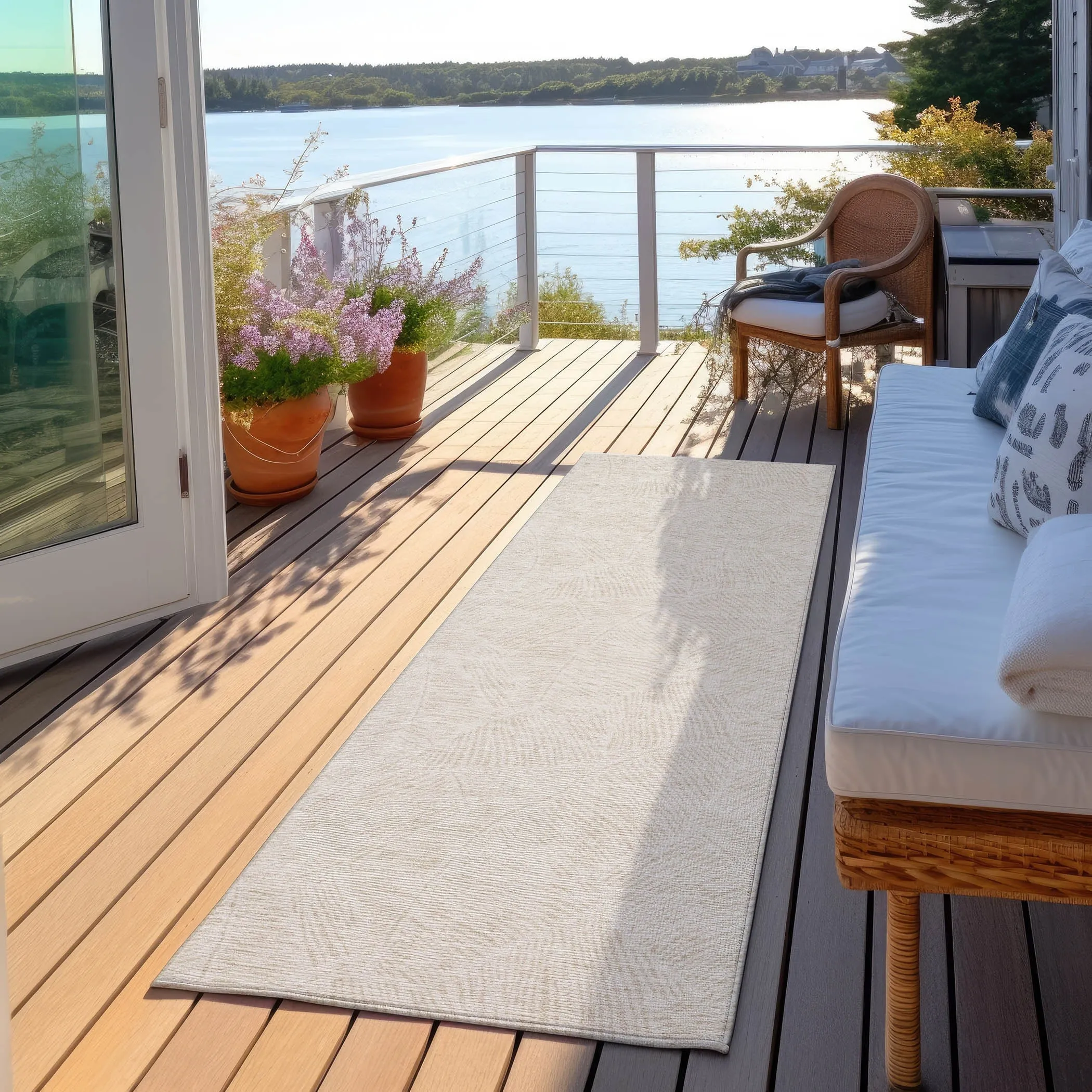 Machine Washable Indoor/ Outdoor Chantille Tropical Palm Rug