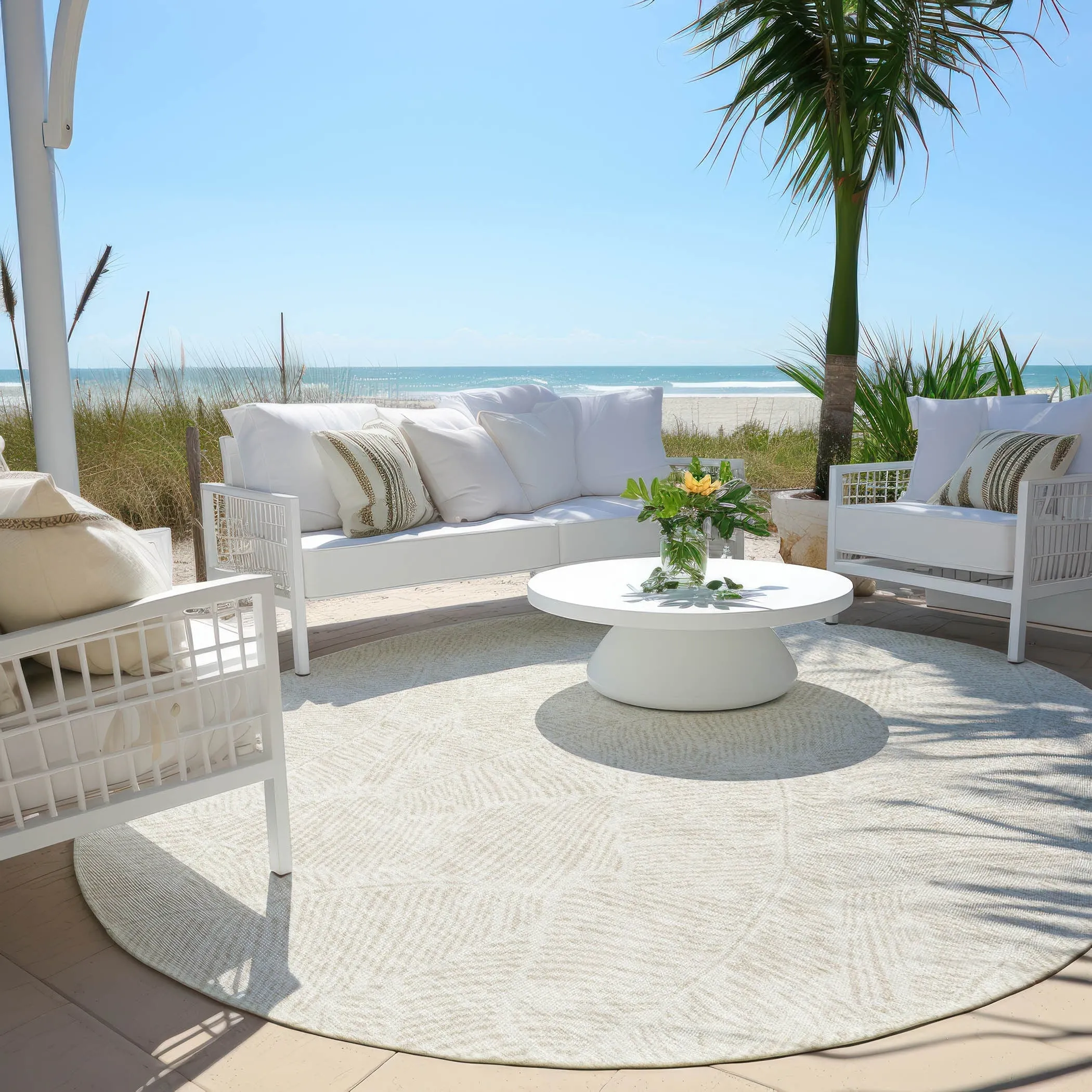 Machine Washable Indoor/ Outdoor Chantille Tropical Palm Rug