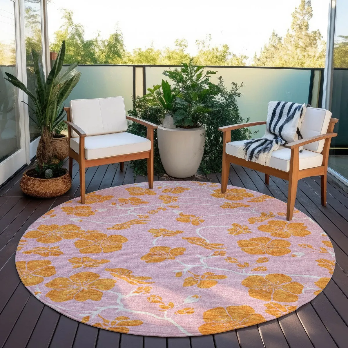 Machine Washable Indoor/ Outdoor Floral Zen Chantille Rug
