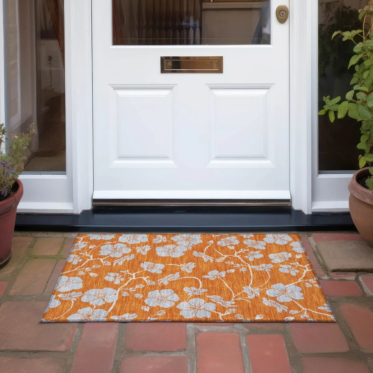 Machine Washable Indoor/ Outdoor Floral Zen Chantille Rug