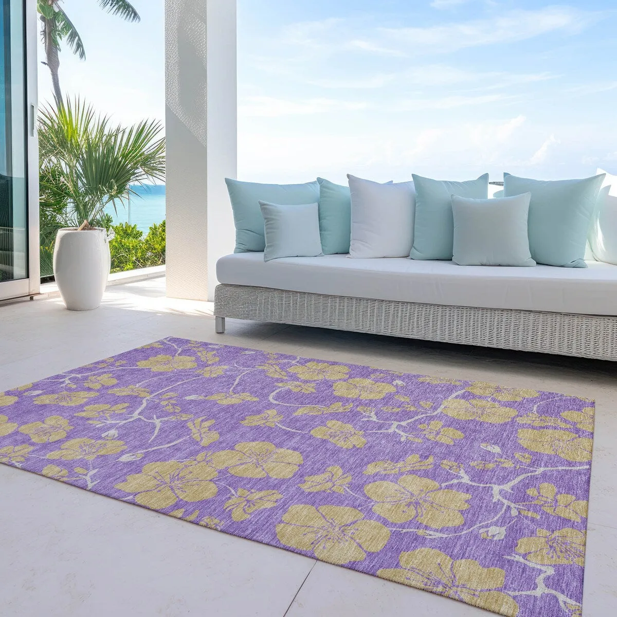 Machine Washable Indoor/ Outdoor Floral Zen Chantille Rug
