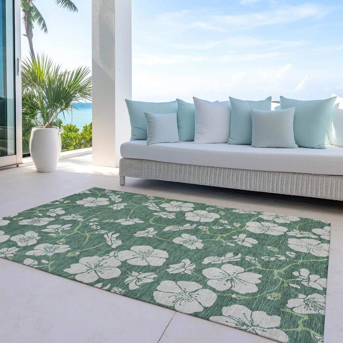Machine Washable Indoor/ Outdoor Floral Zen Chantille Rug