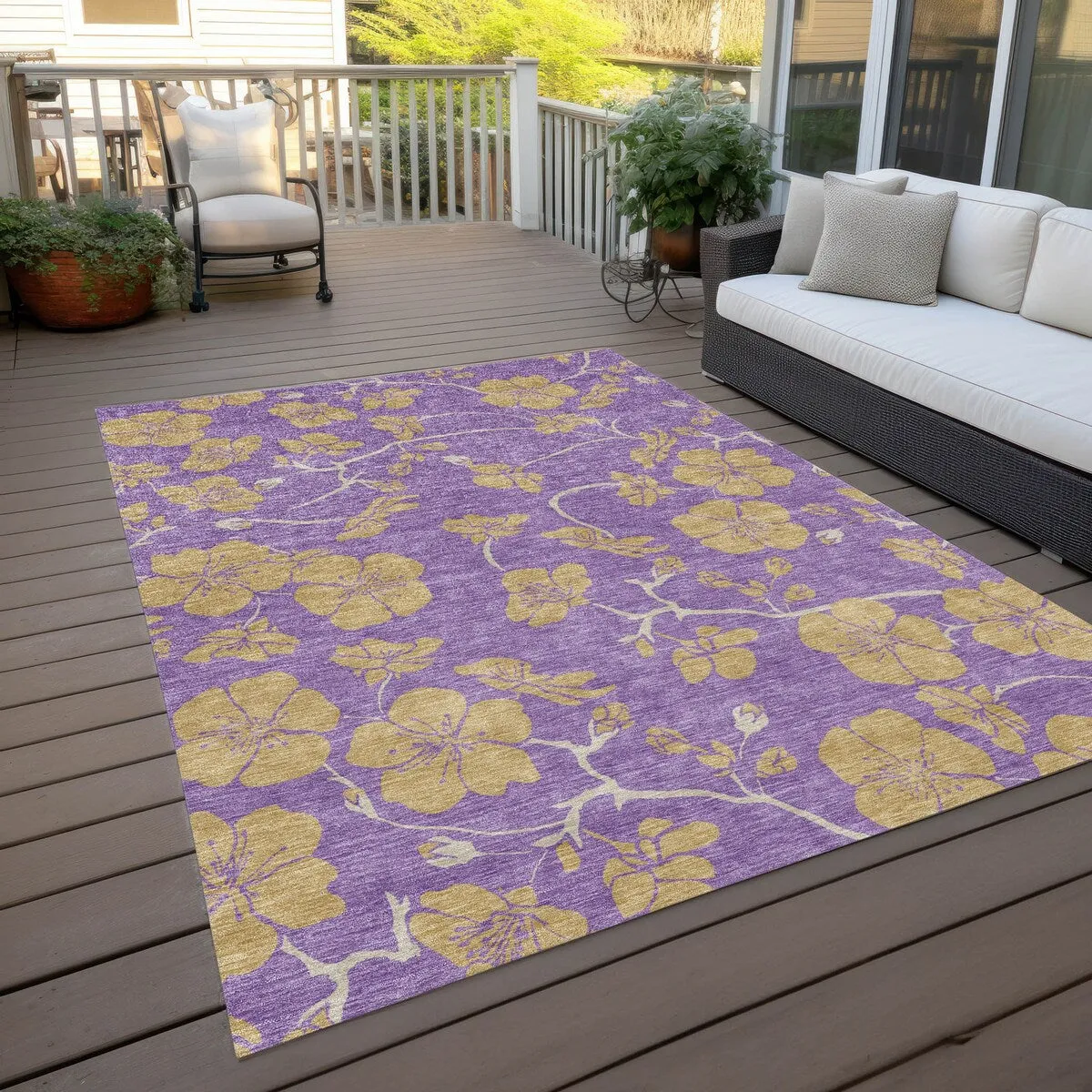 Machine Washable Indoor/ Outdoor Floral Zen Chantille Rug