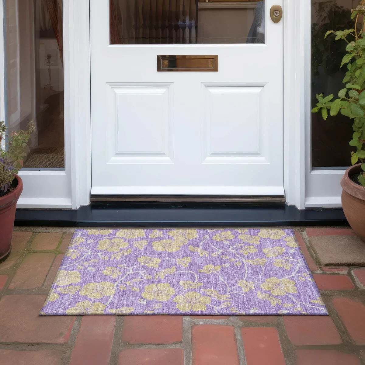 Machine Washable Indoor/ Outdoor Floral Zen Chantille Rug