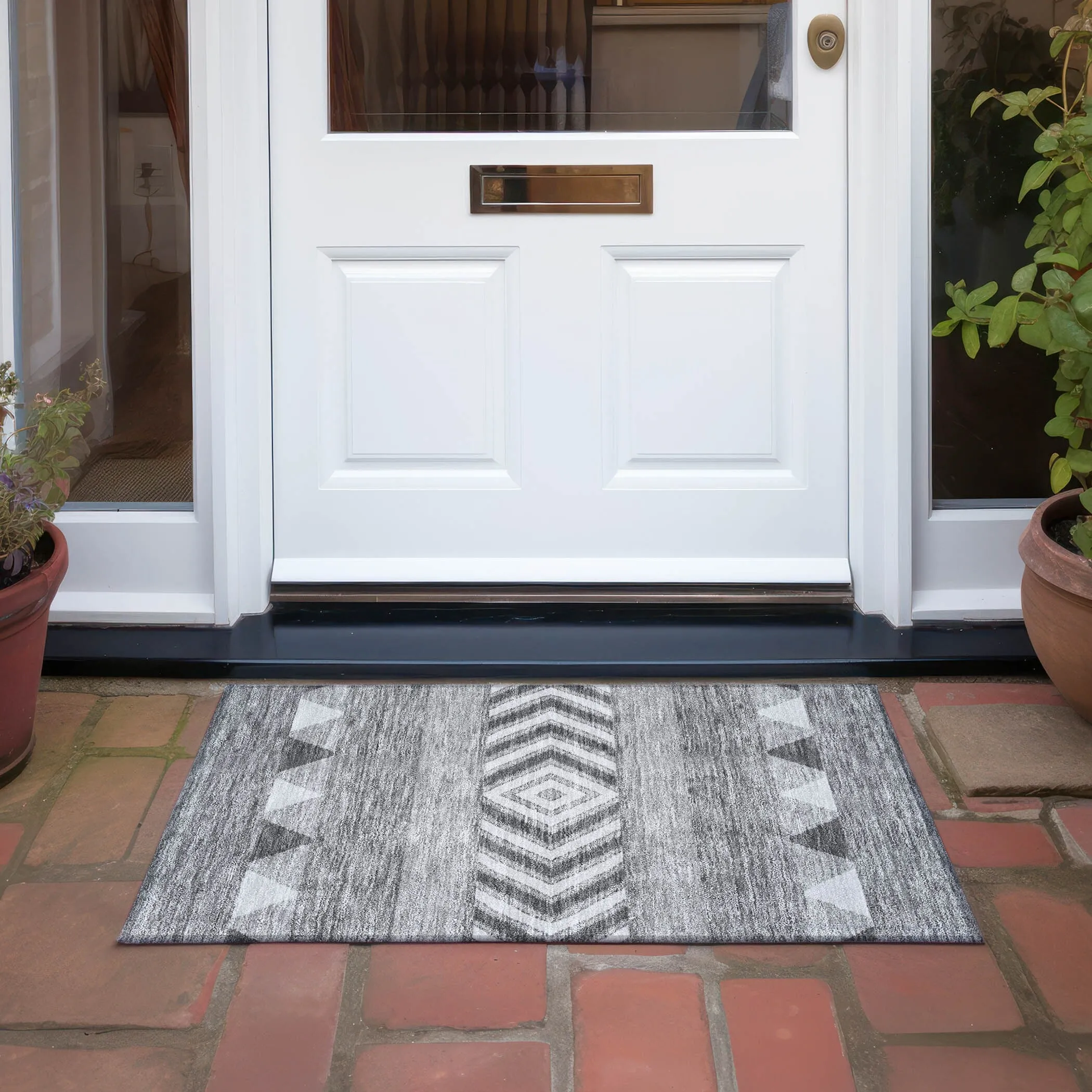 Machine Washable Indoor/ Outdoor Global Boho Chantille Rug