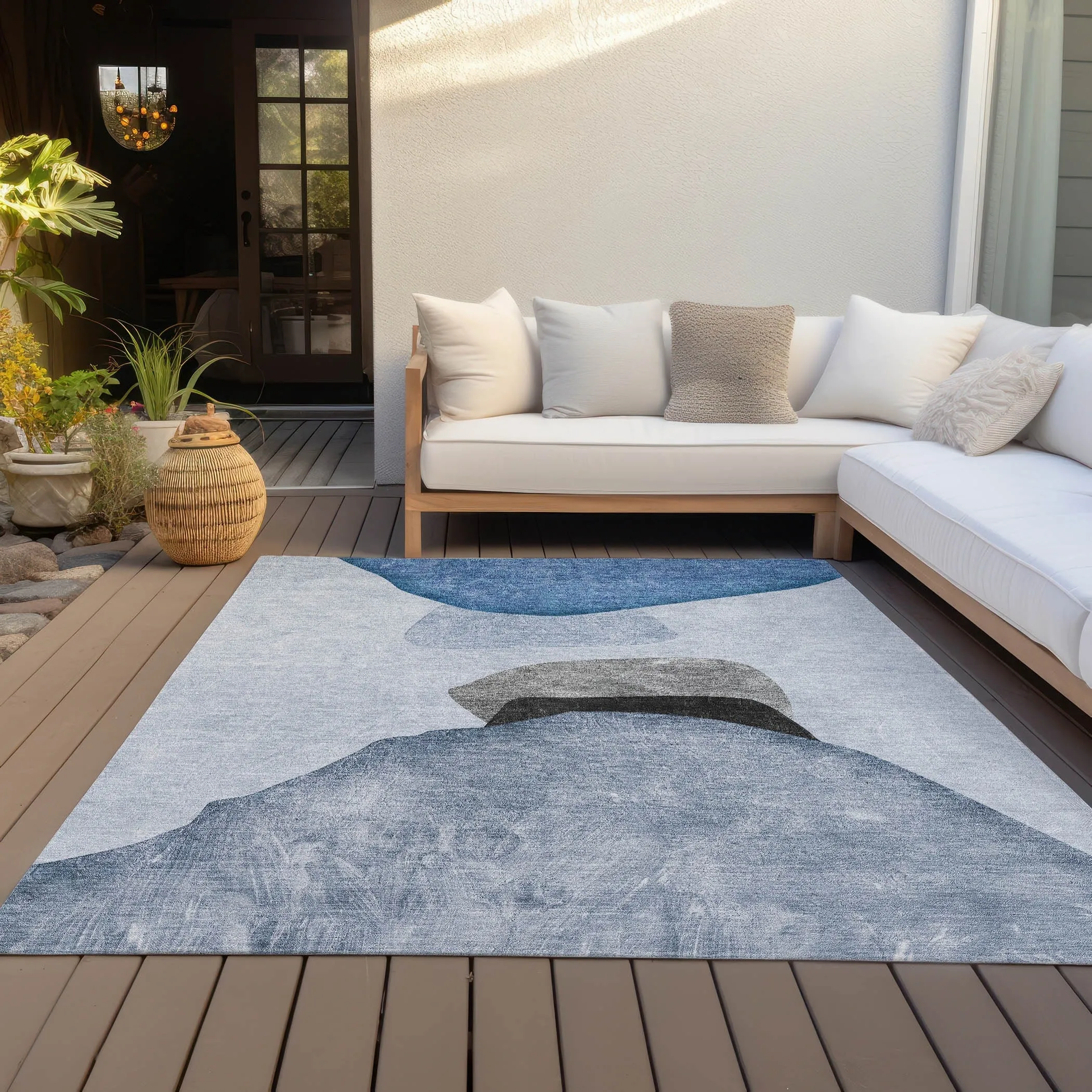 Machine Washable Indoor/ Outdoor Modern Abstract Chantille Rug