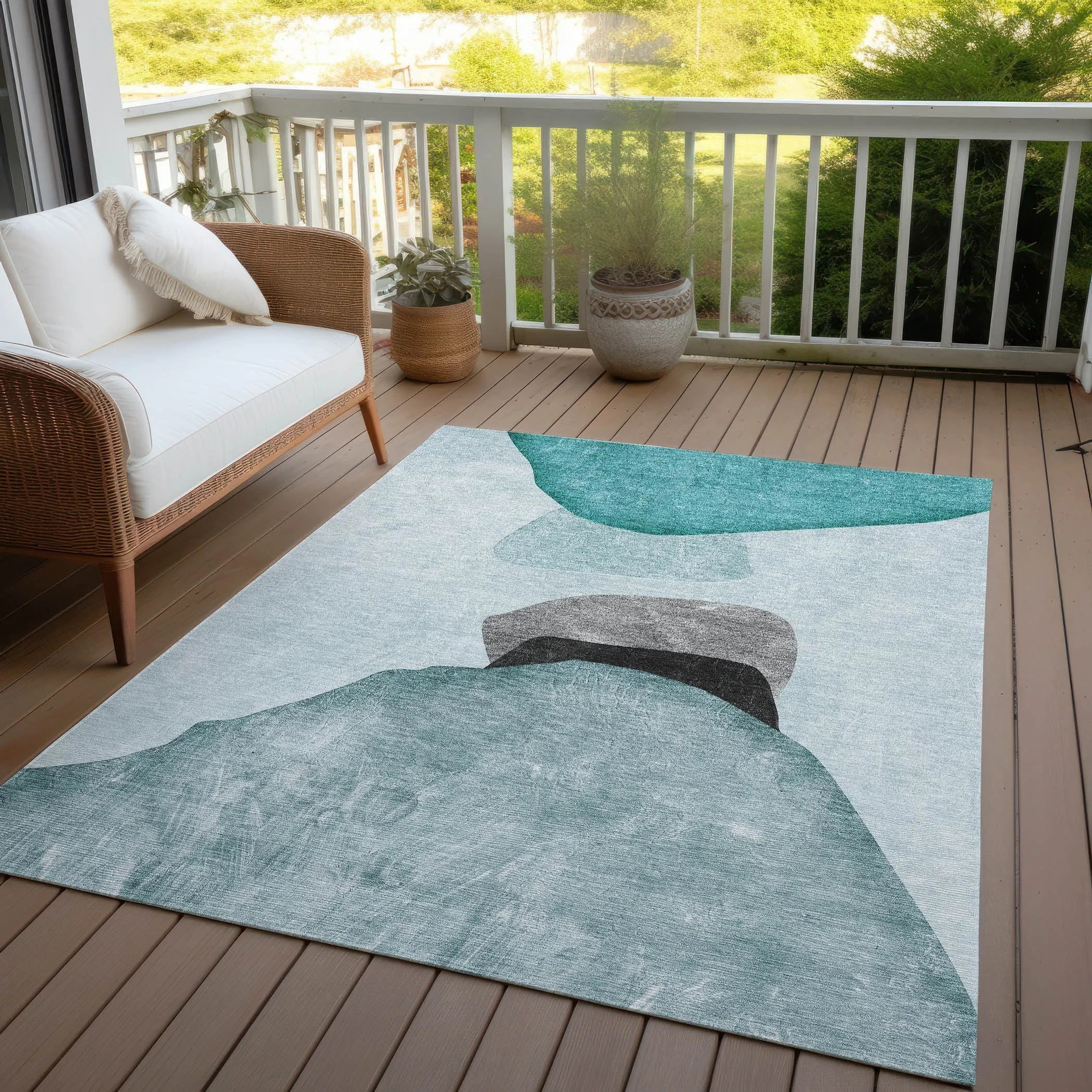 Machine Washable Indoor/ Outdoor Modern Abstract Chantille Rug