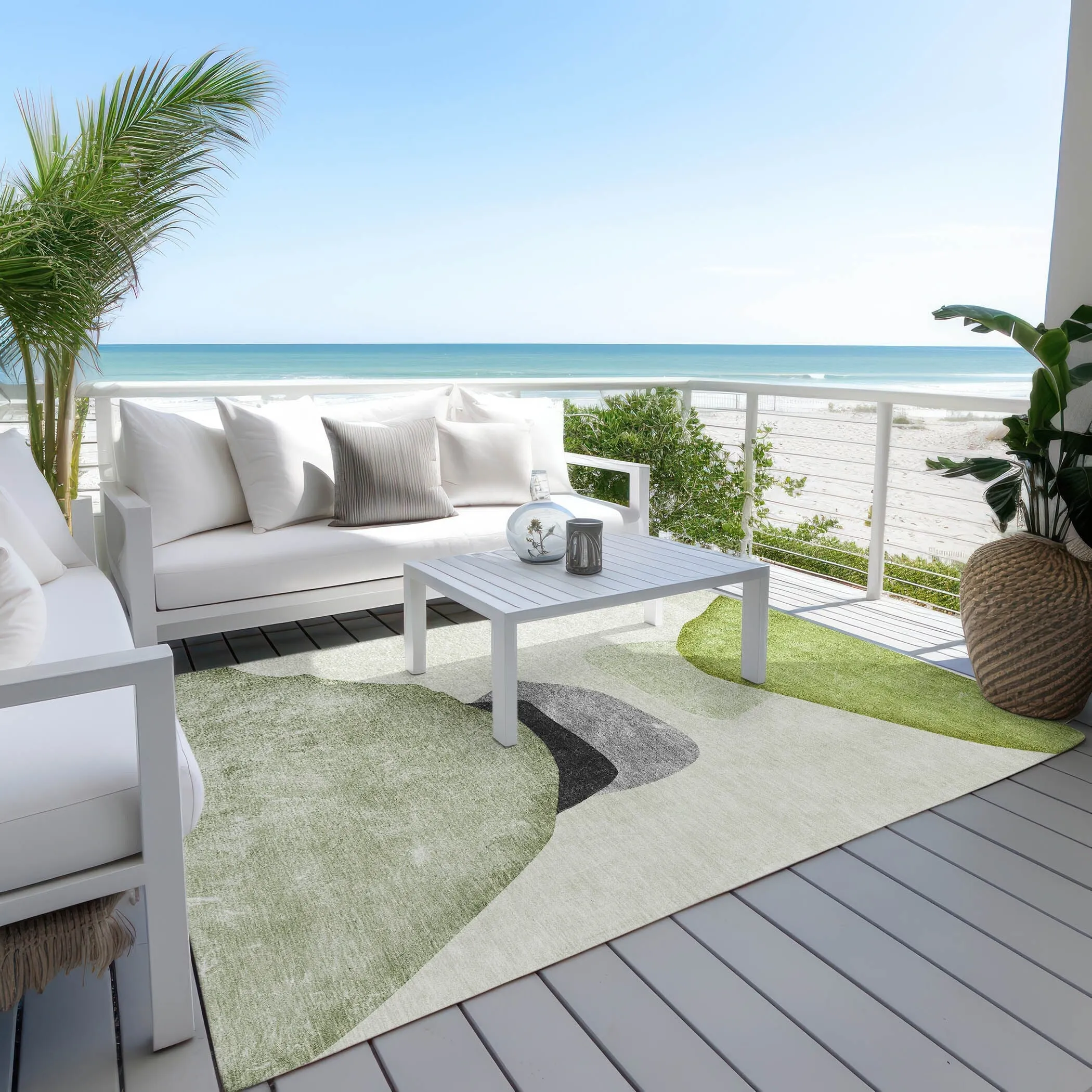 Machine Washable Indoor/ Outdoor Modern Abstract Chantille Rug