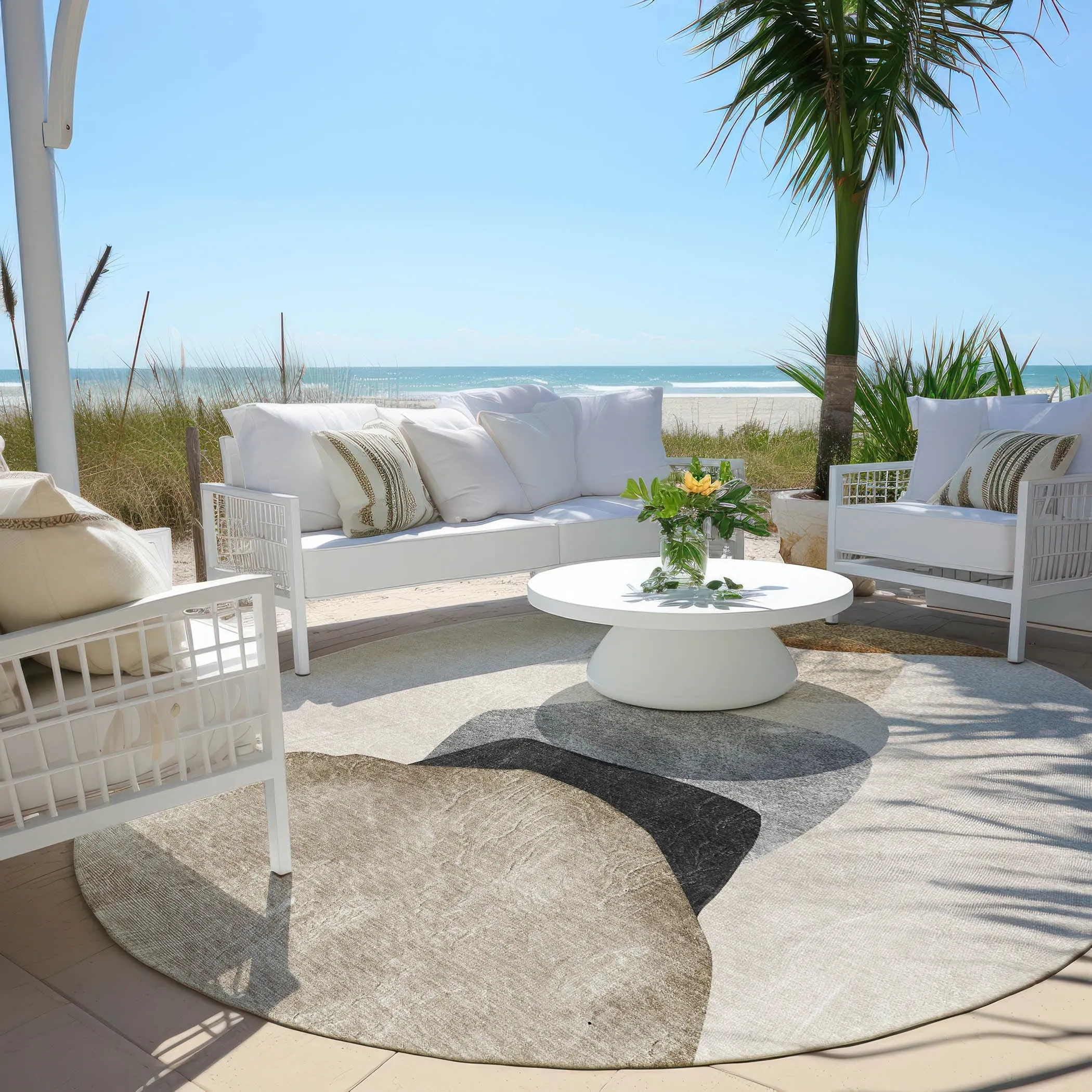 Machine Washable Indoor/ Outdoor Modern Abstract Chantille Rug
