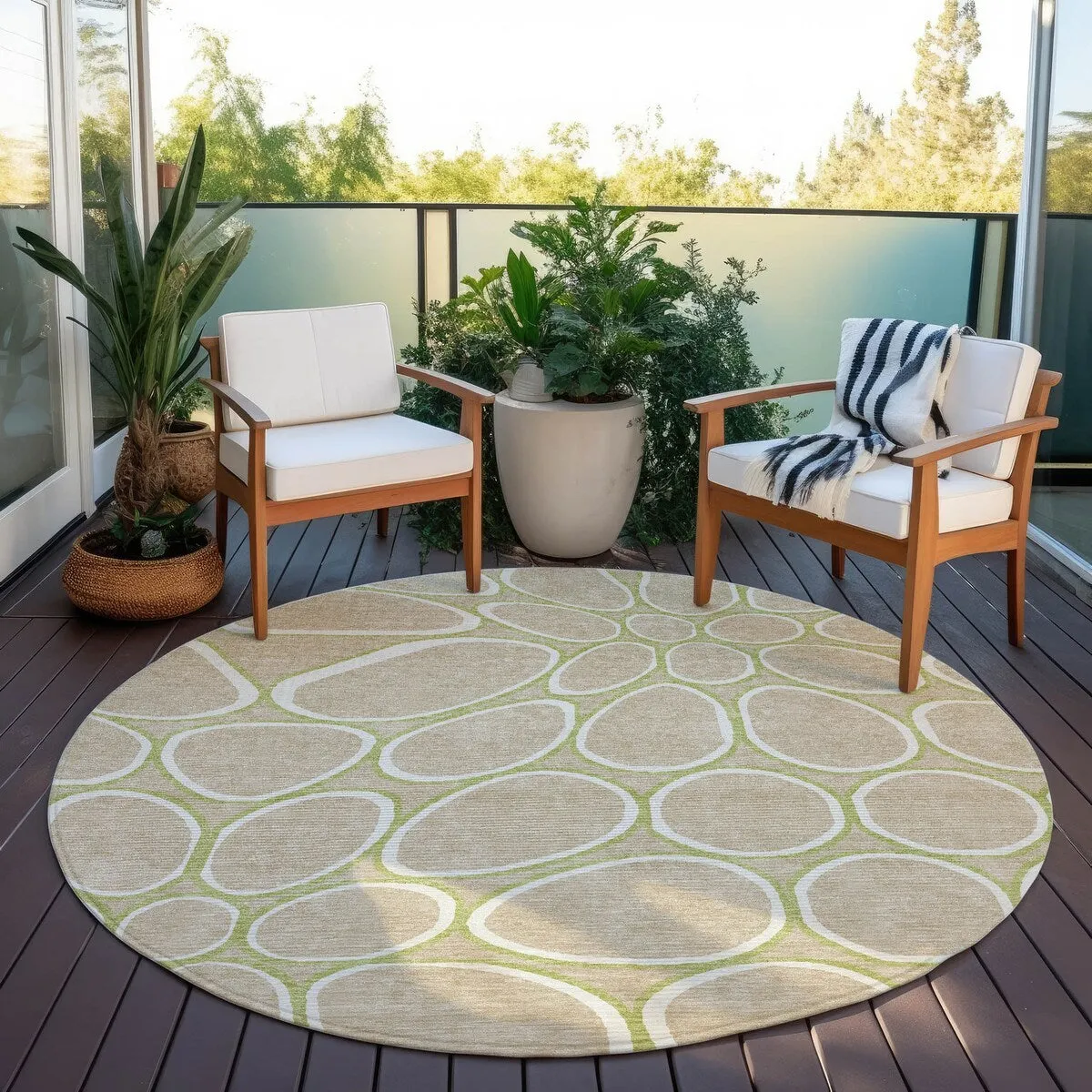 Machine Washable Indoor/ Outdoor Modern Bubbles Chantille Rug