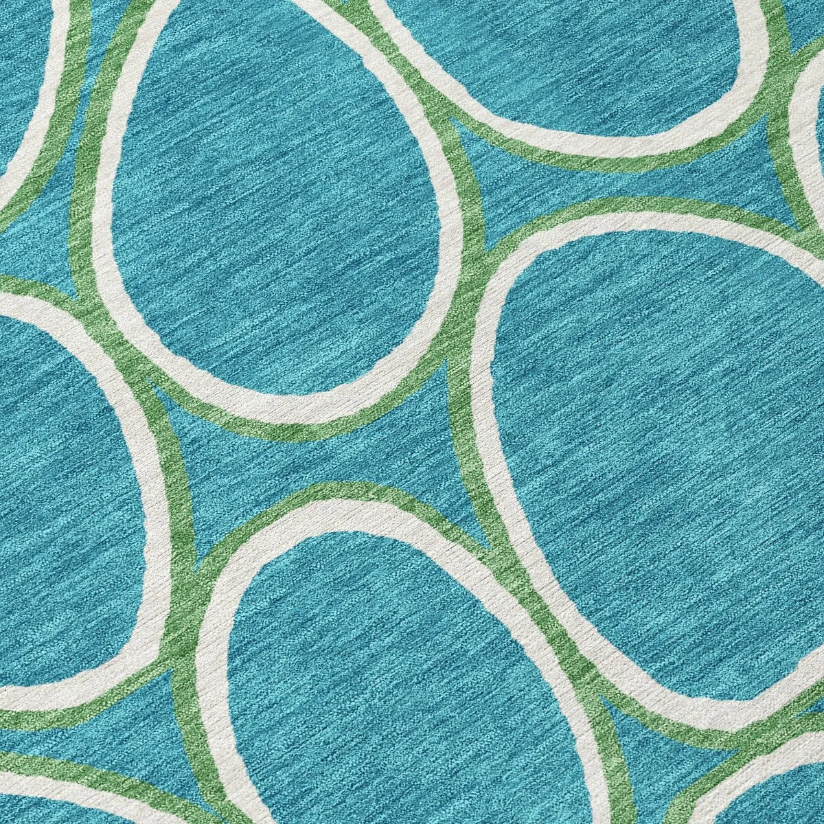 Machine Washable Indoor/ Outdoor Modern Bubbles Chantille Rug