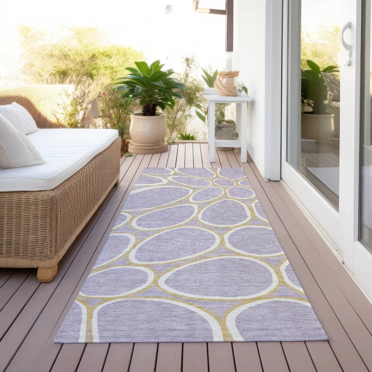 Machine Washable Indoor/ Outdoor Modern Bubbles Chantille Rug