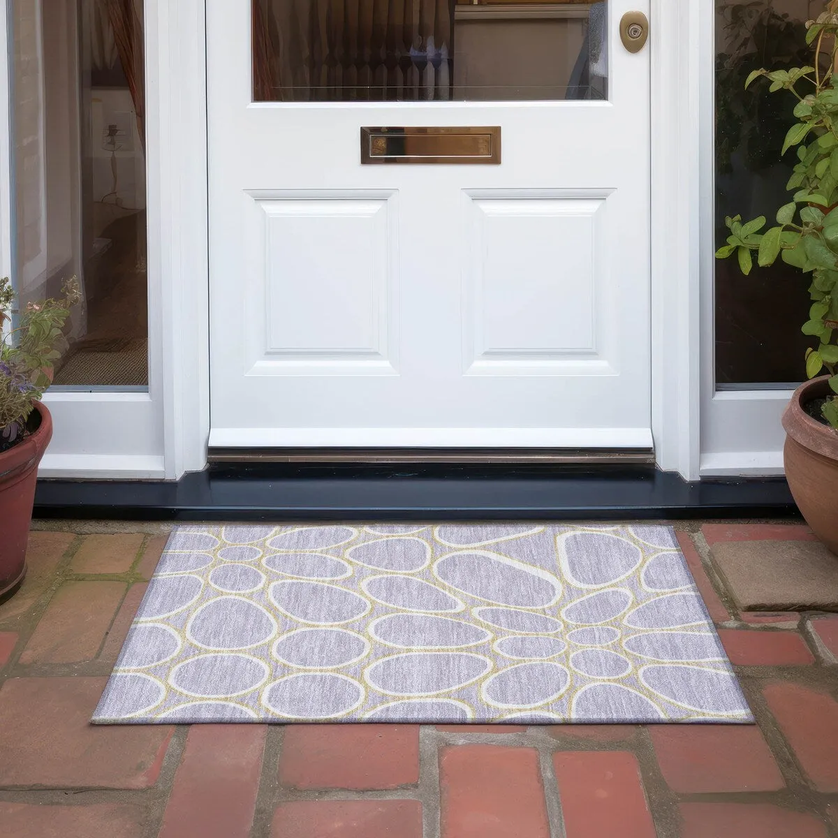 Machine Washable Indoor/ Outdoor Modern Bubbles Chantille Rug