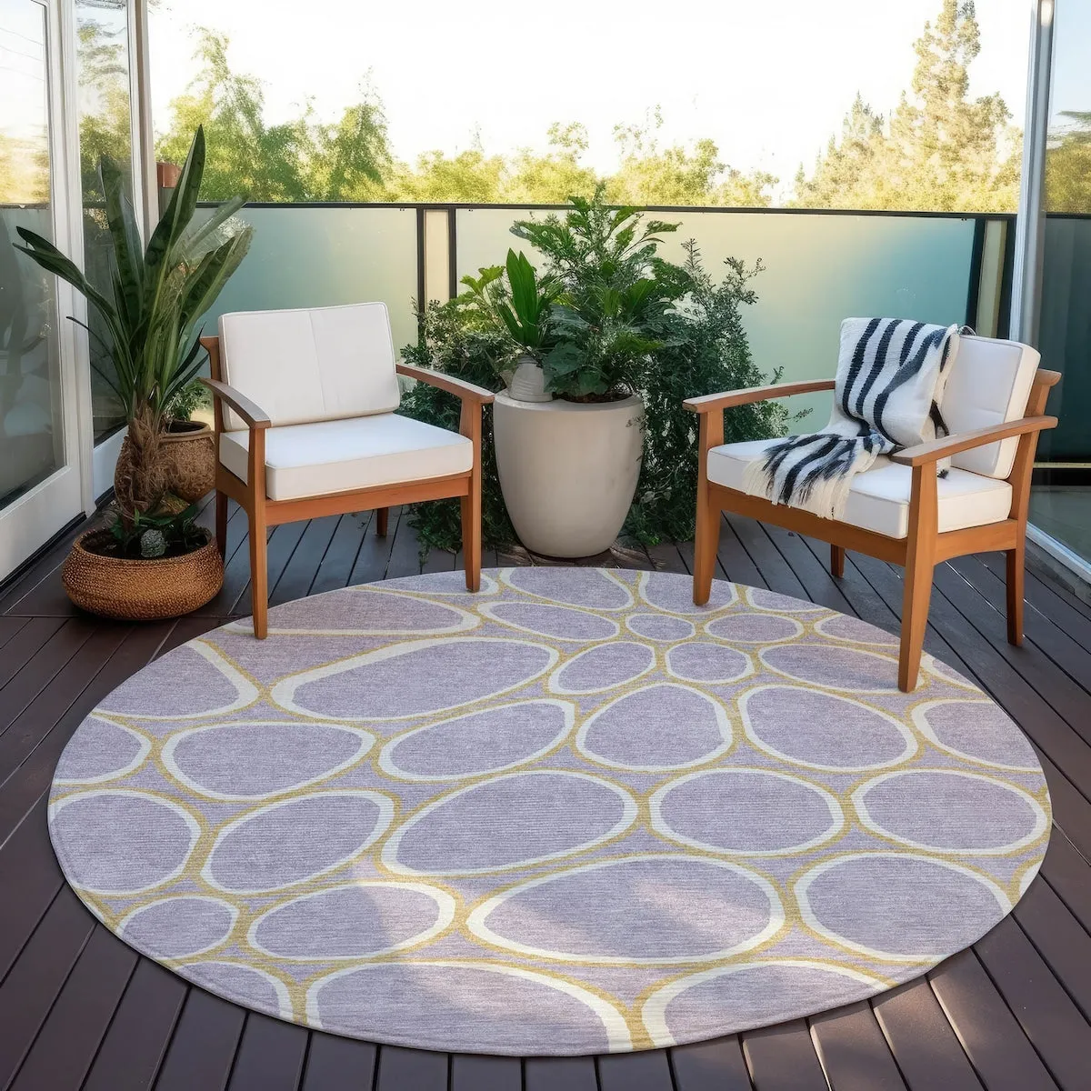 Machine Washable Indoor/ Outdoor Modern Bubbles Chantille Rug