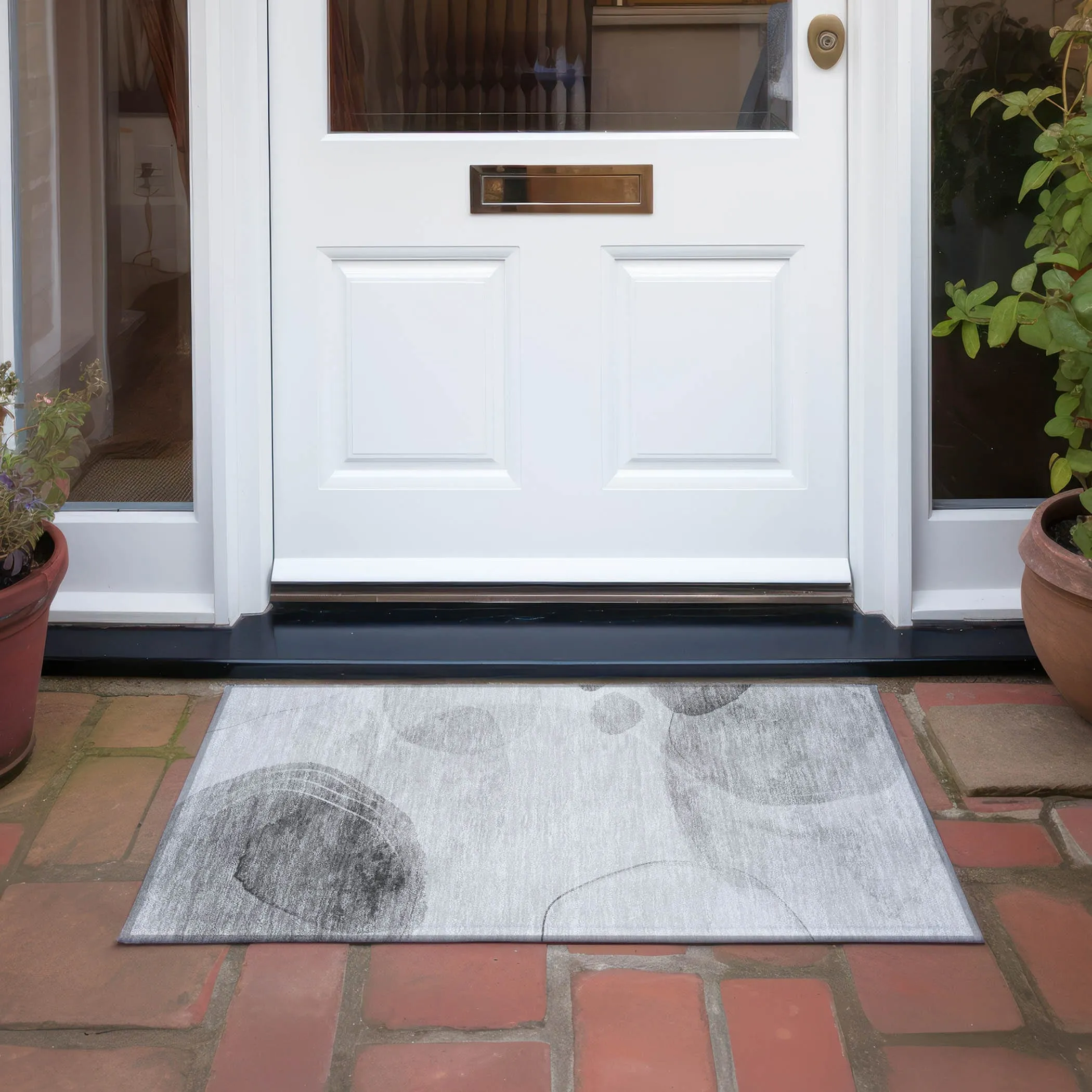 Machine Washable Indoor/ Outdoor Modern Chantille Rug