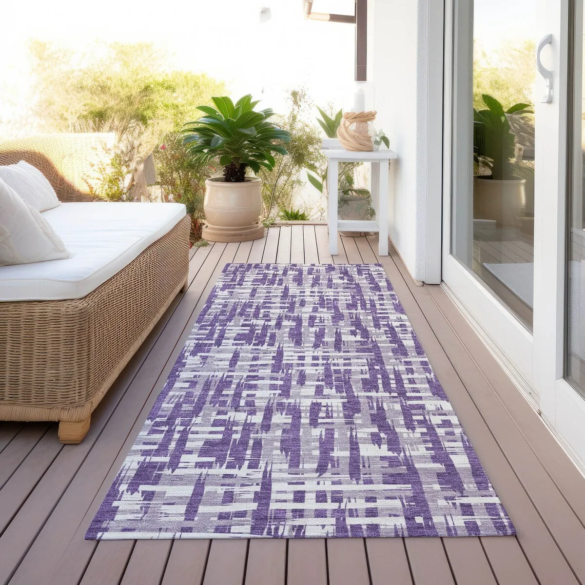 Machine Washable Indoor/ Outdoor Modern Crosshatch Chantille Rug
