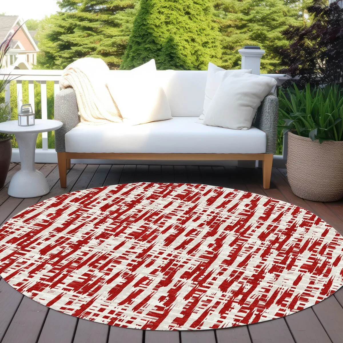 Machine Washable Indoor/ Outdoor Modern Crosshatch Chantille Rug