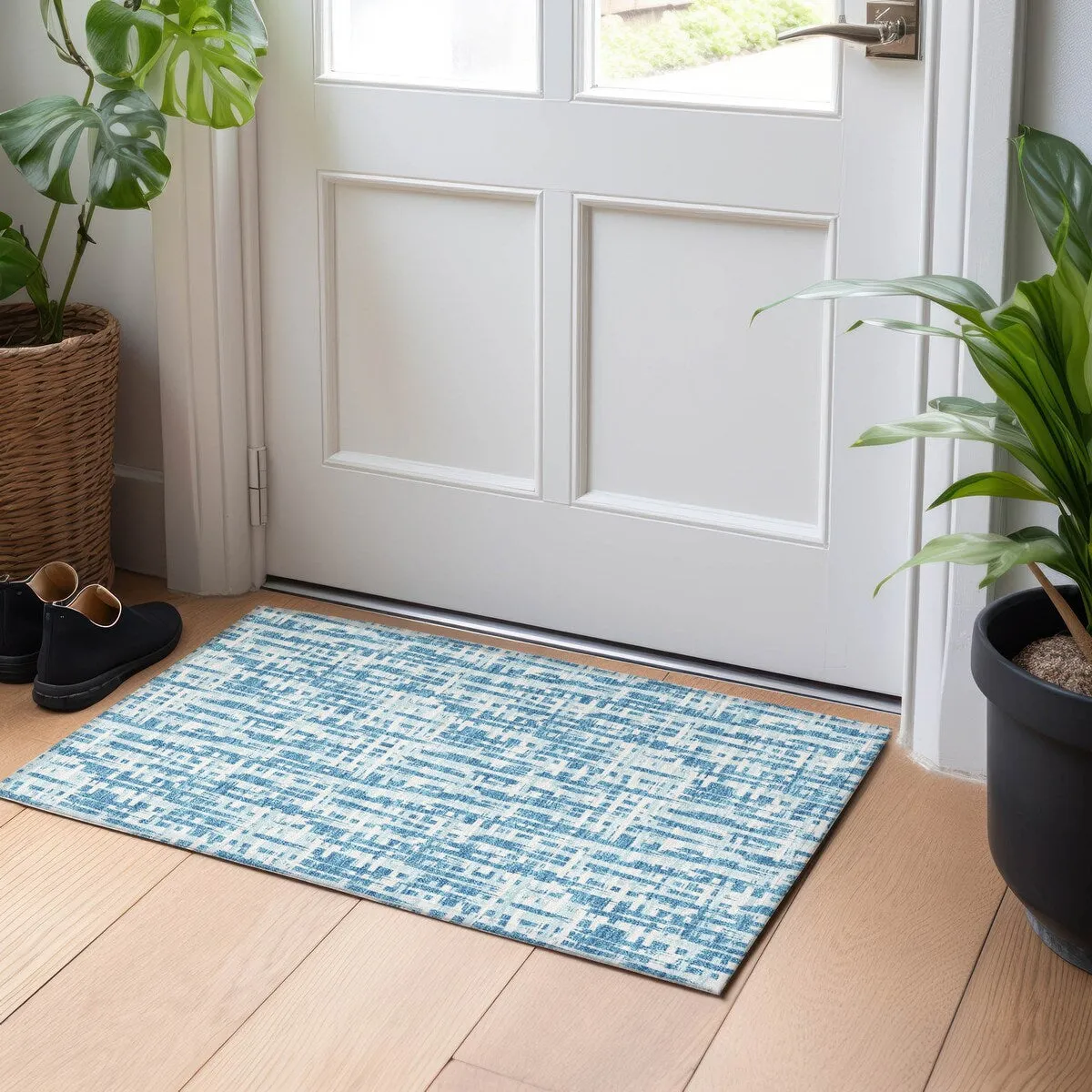 Machine Washable Indoor/ Outdoor Modern Crosshatch Chantille Rug