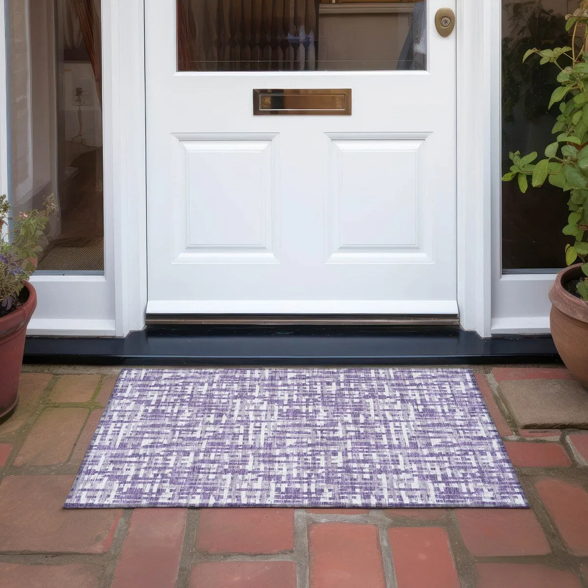 Machine Washable Indoor/ Outdoor Modern Crosshatch Chantille Rug