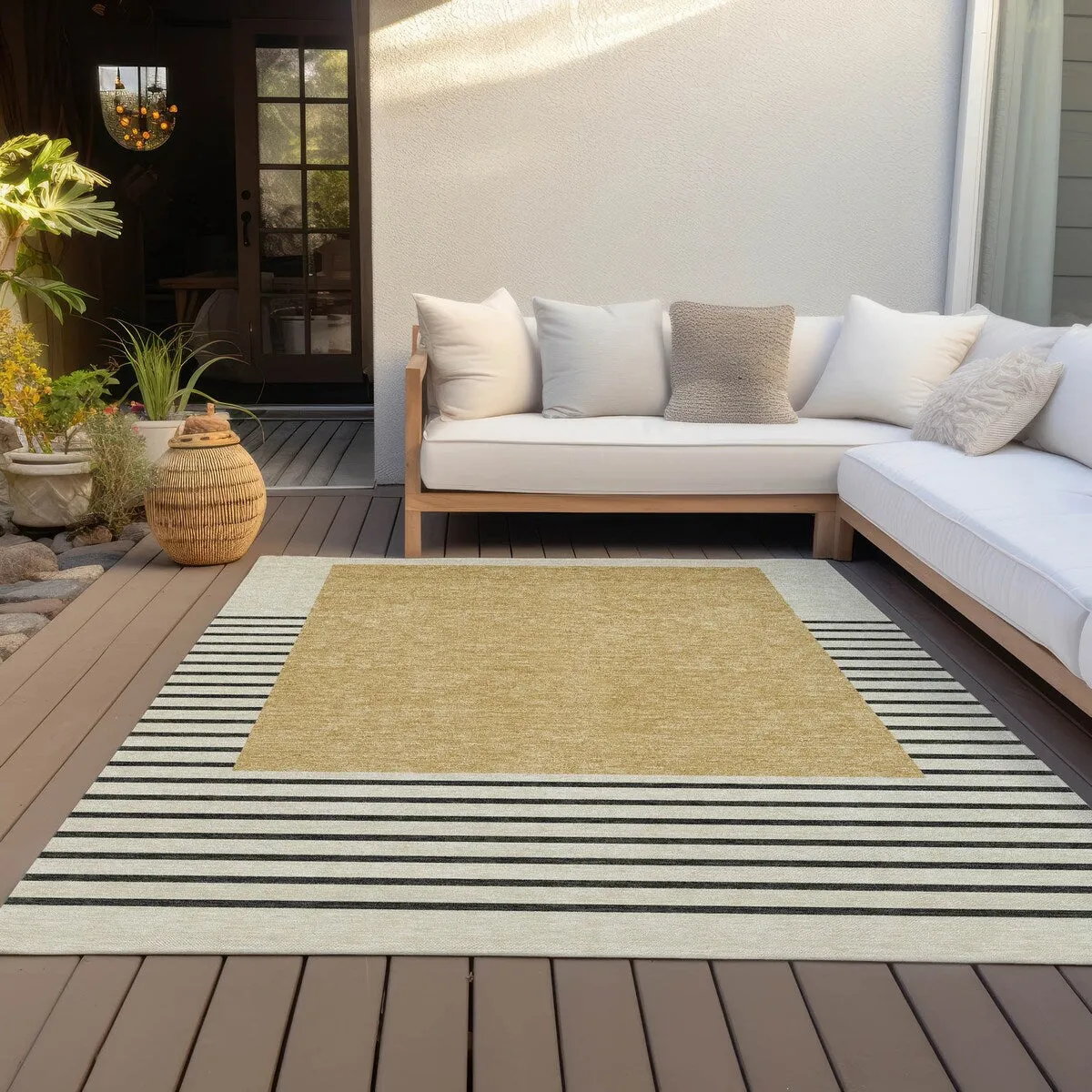 Machine Washable Indoor/ Outdoor Modern Deco Chantille Rug