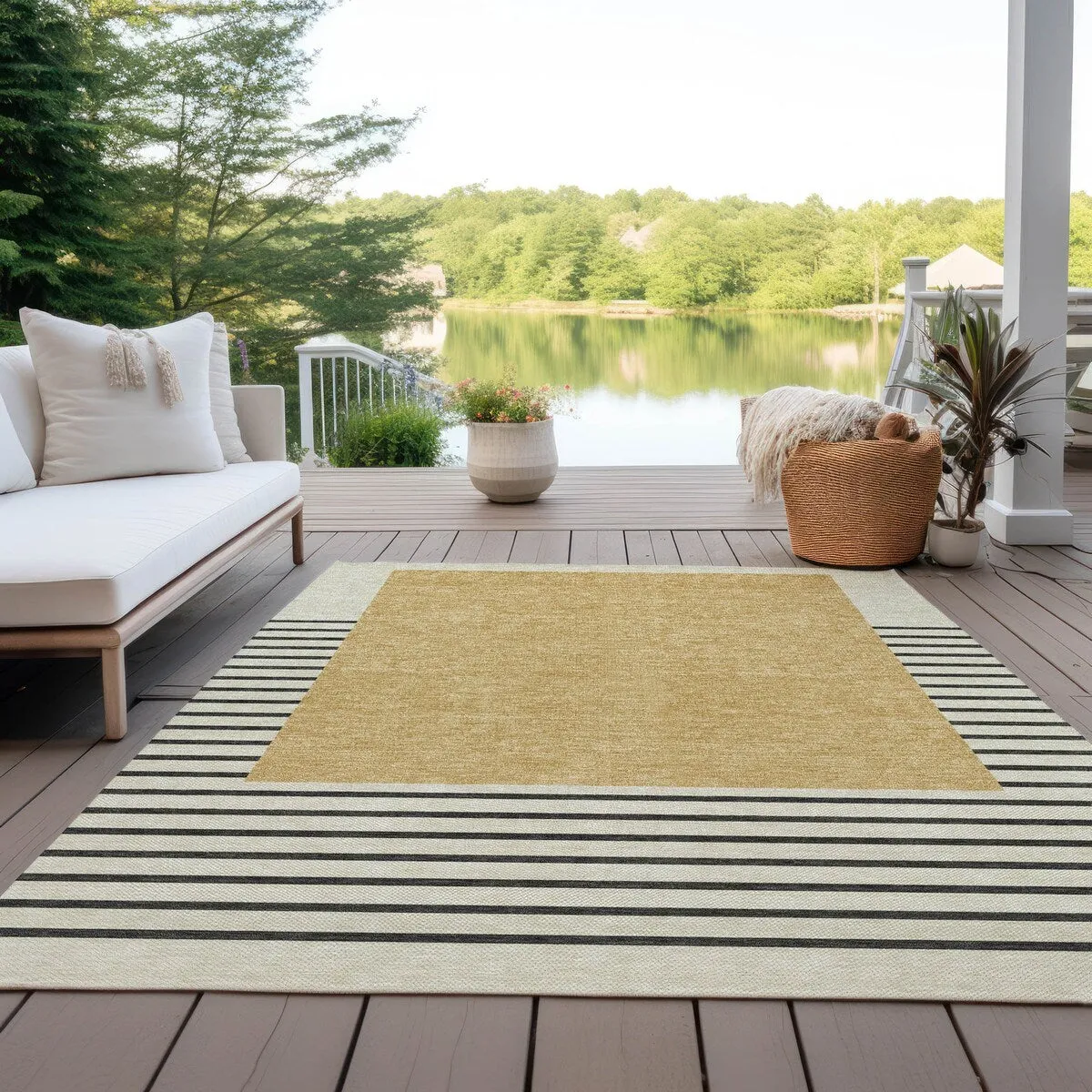 Machine Washable Indoor/ Outdoor Modern Deco Chantille Rug