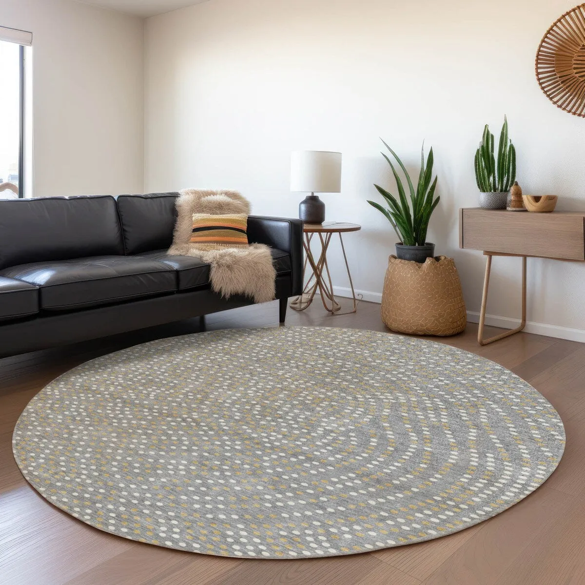 Machine Washable Indoor/ Outdoor Modern Dotty Chantille Rug