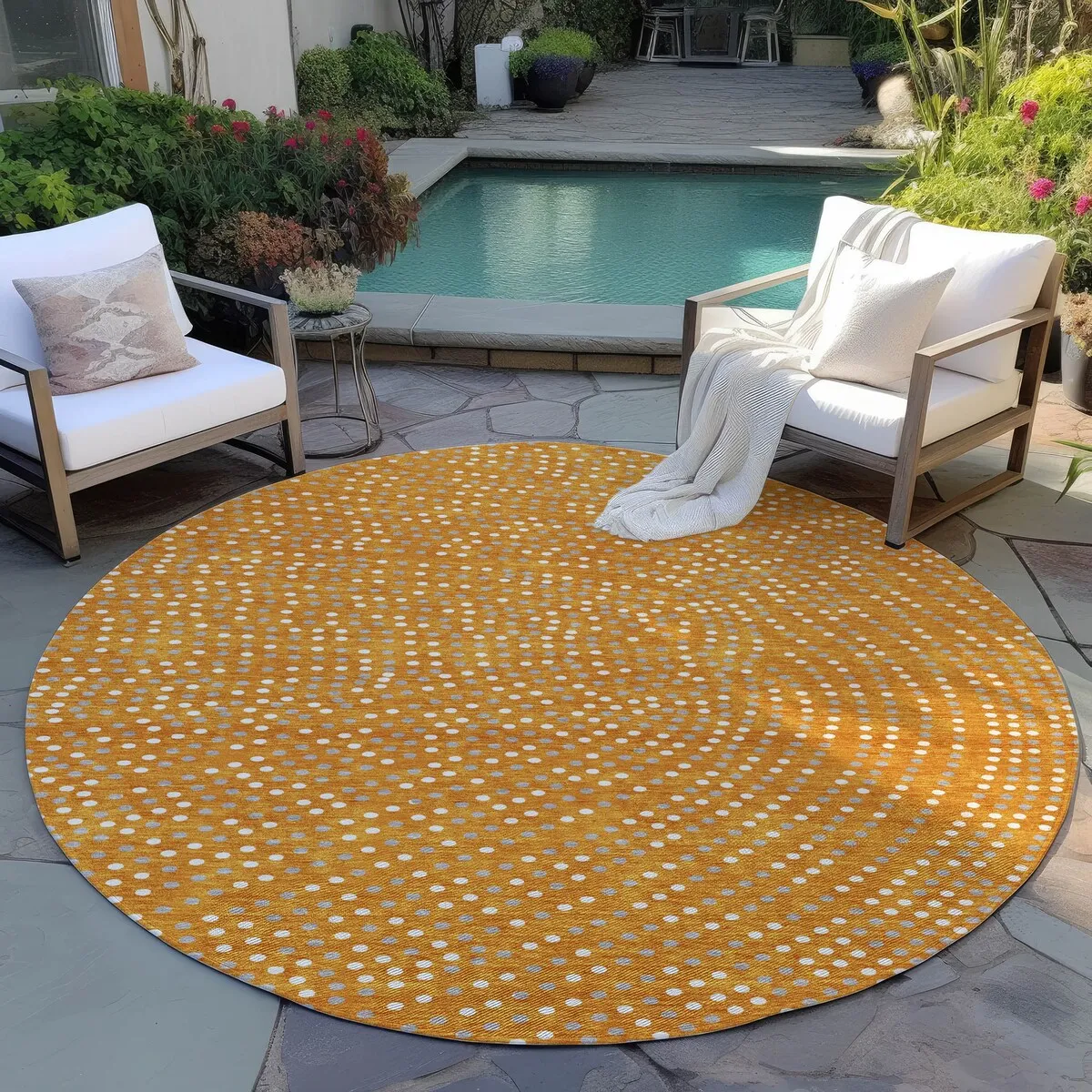 Machine Washable Indoor/ Outdoor Modern Dotty Chantille Rug