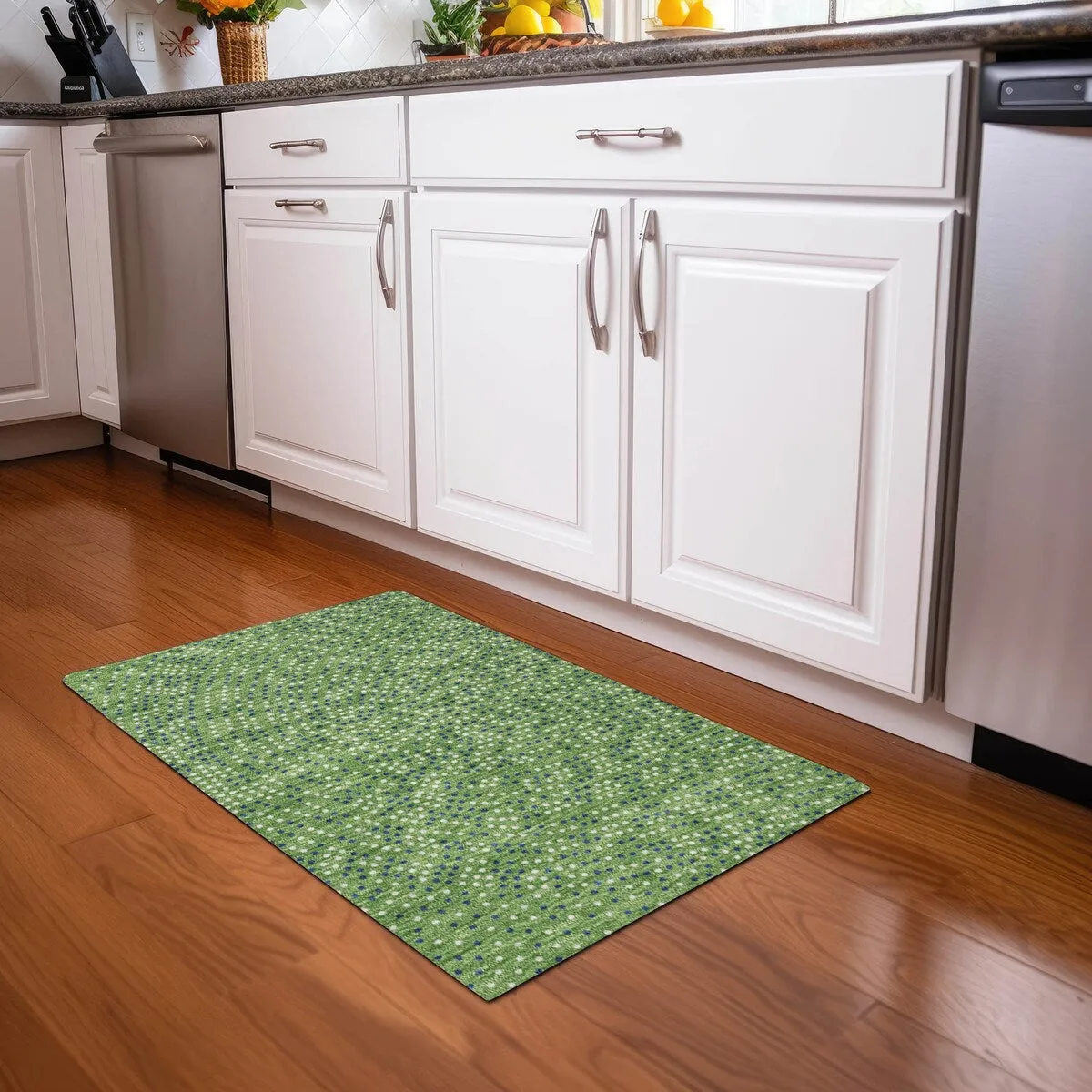 Machine Washable Indoor/ Outdoor Modern Dotty Chantille Rug