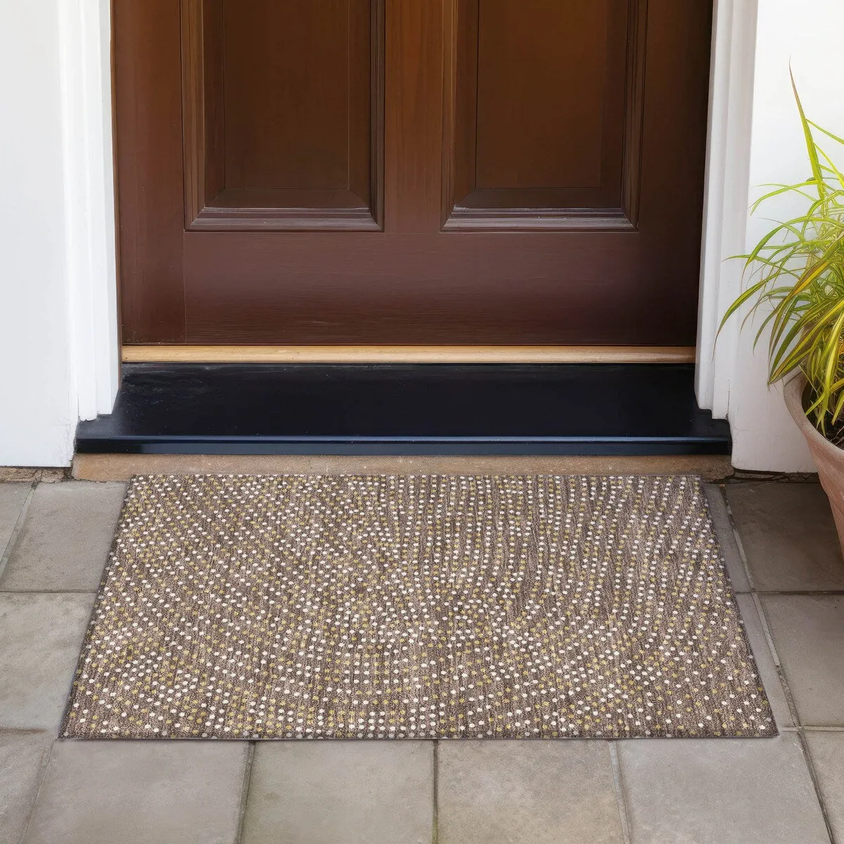 Machine Washable Indoor/ Outdoor Modern Dotty Chantille Rug