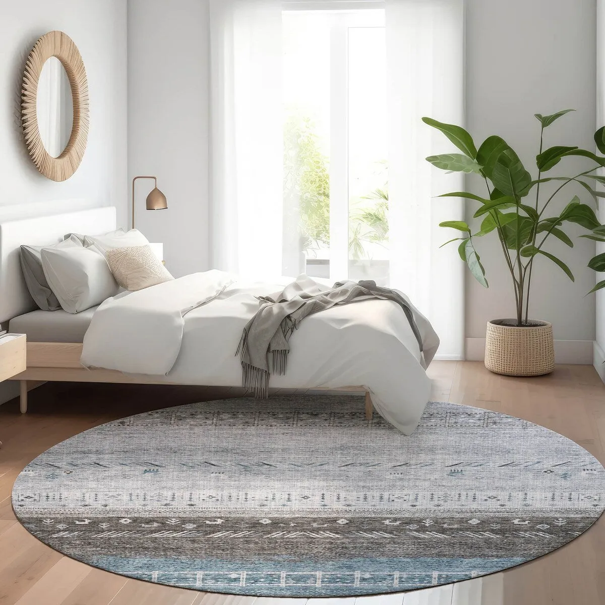 Machine Washable Indoor/ Outdoor Modern Global Chantille Rug