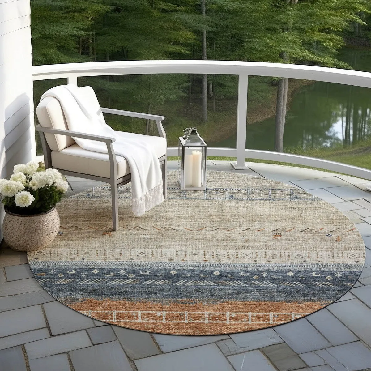 Machine Washable Indoor/ Outdoor Modern Global Chantille Rug